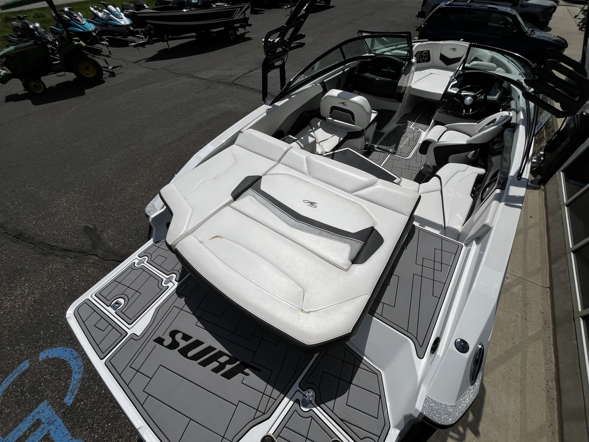 2018 Monterey 238SS - Image 14