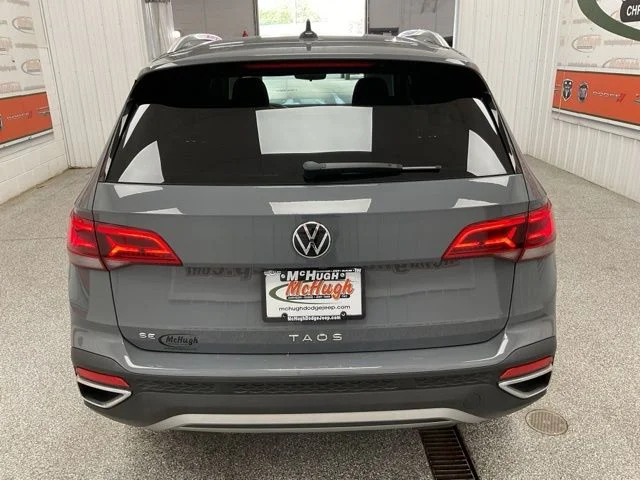 2023 Volkswagen Taos Utility 4D SE Sunroof 2WD - Image 6