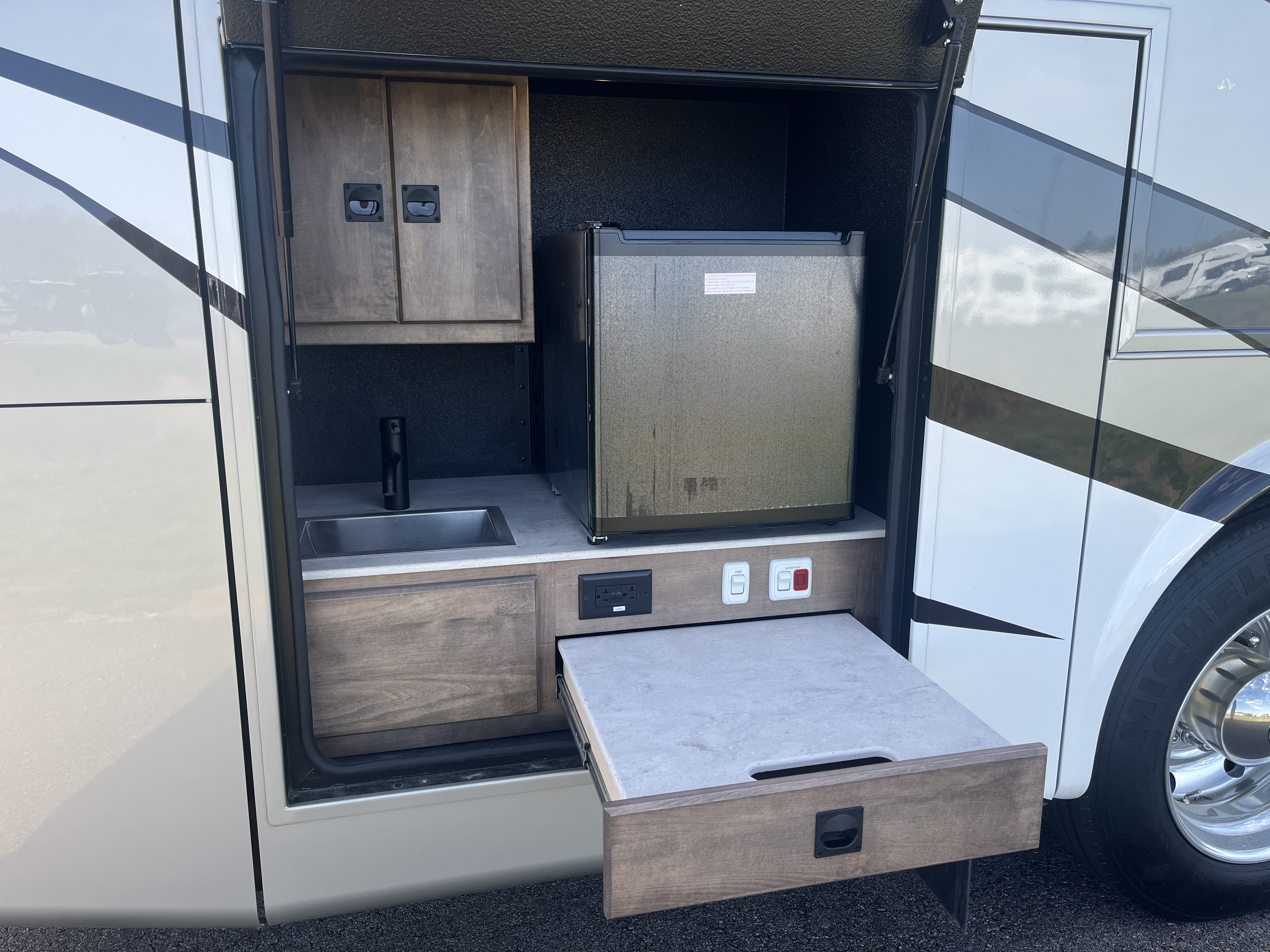 2026 TIFFIN ALLEGRO 29 NA - Image 6