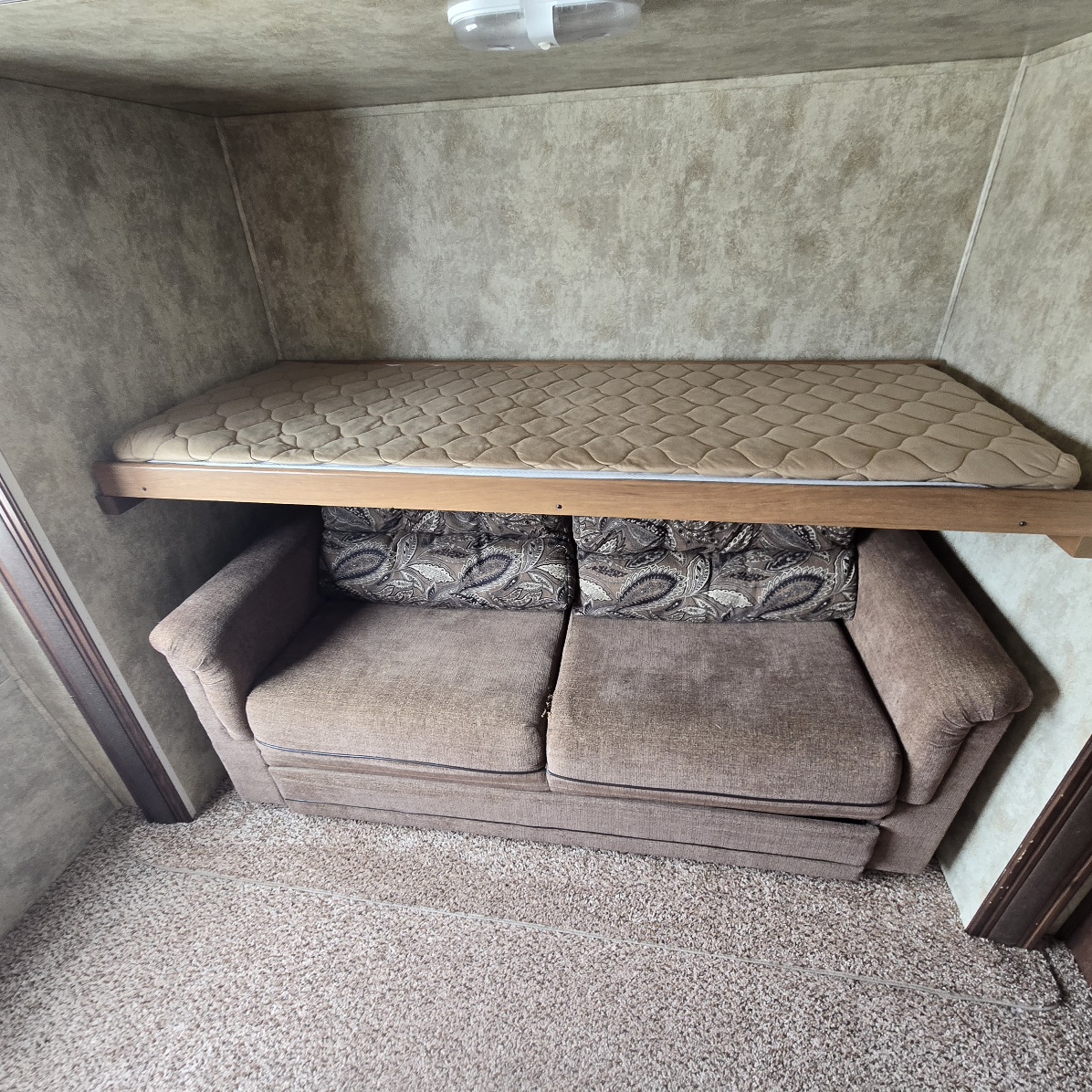 2012 Keystone Outback 312BH - Image 27