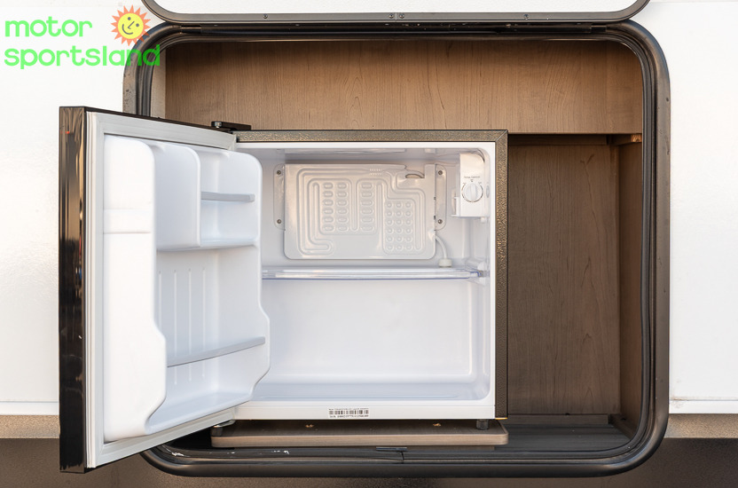 2026 KZ RV Durango Half-Ton D286BHD - Image 21