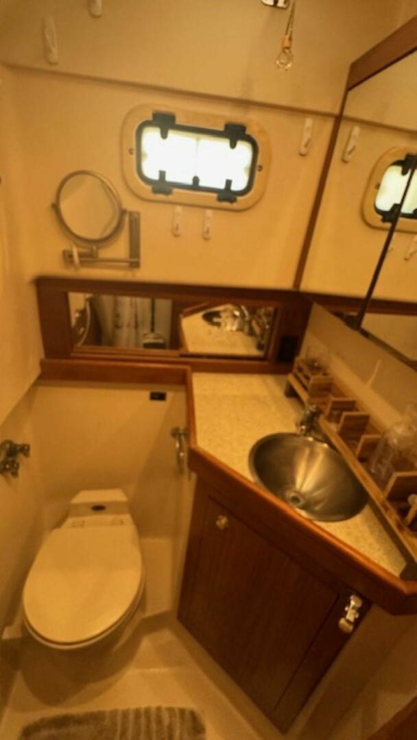 2000 Mainship 34 Pilot - Image 18