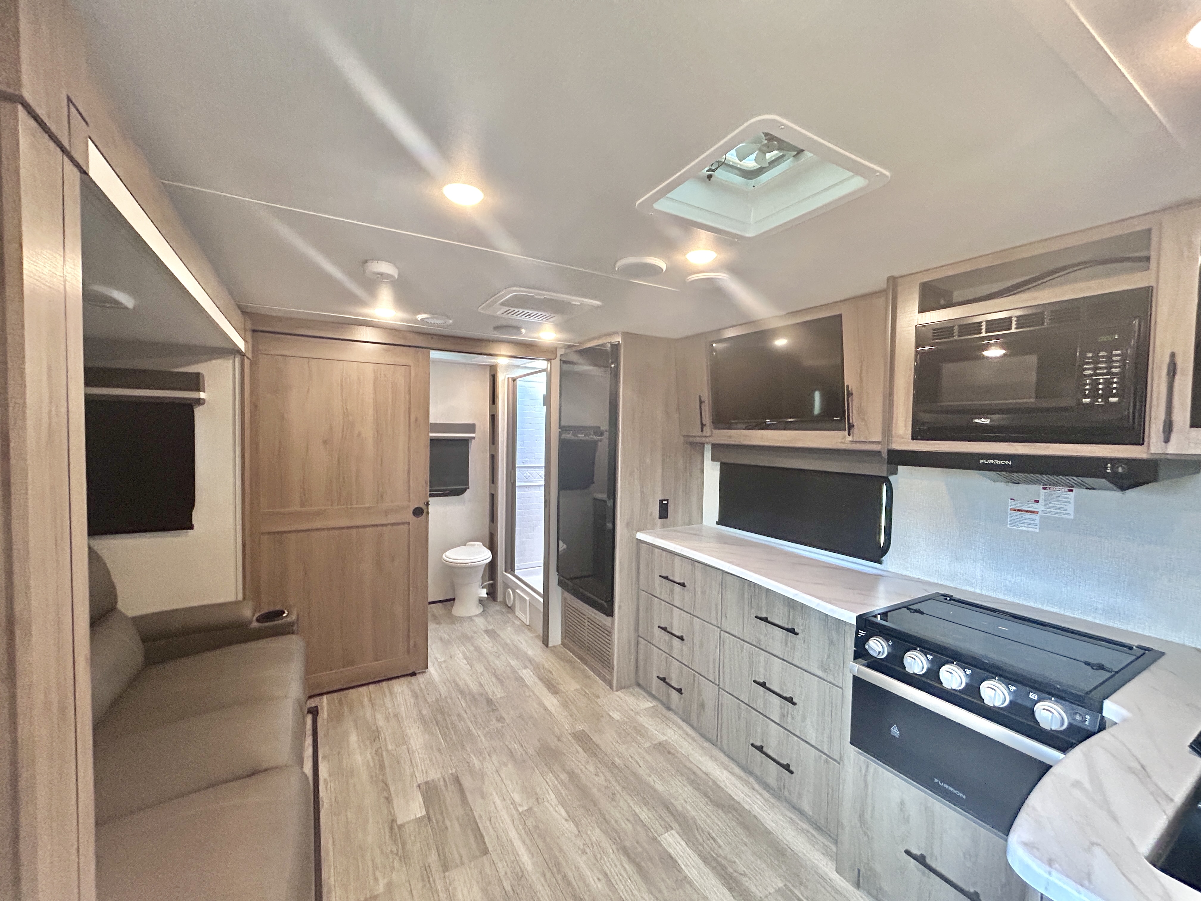2023 Grand Design Imagine XLS 22RBE - Image 9