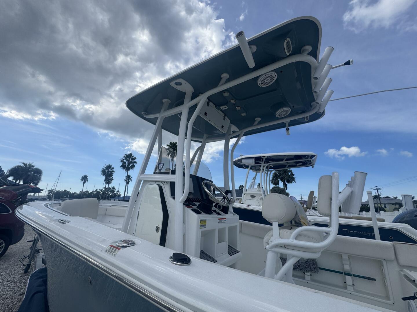 2021 Sea Hunt Ultra 219 - Image 4