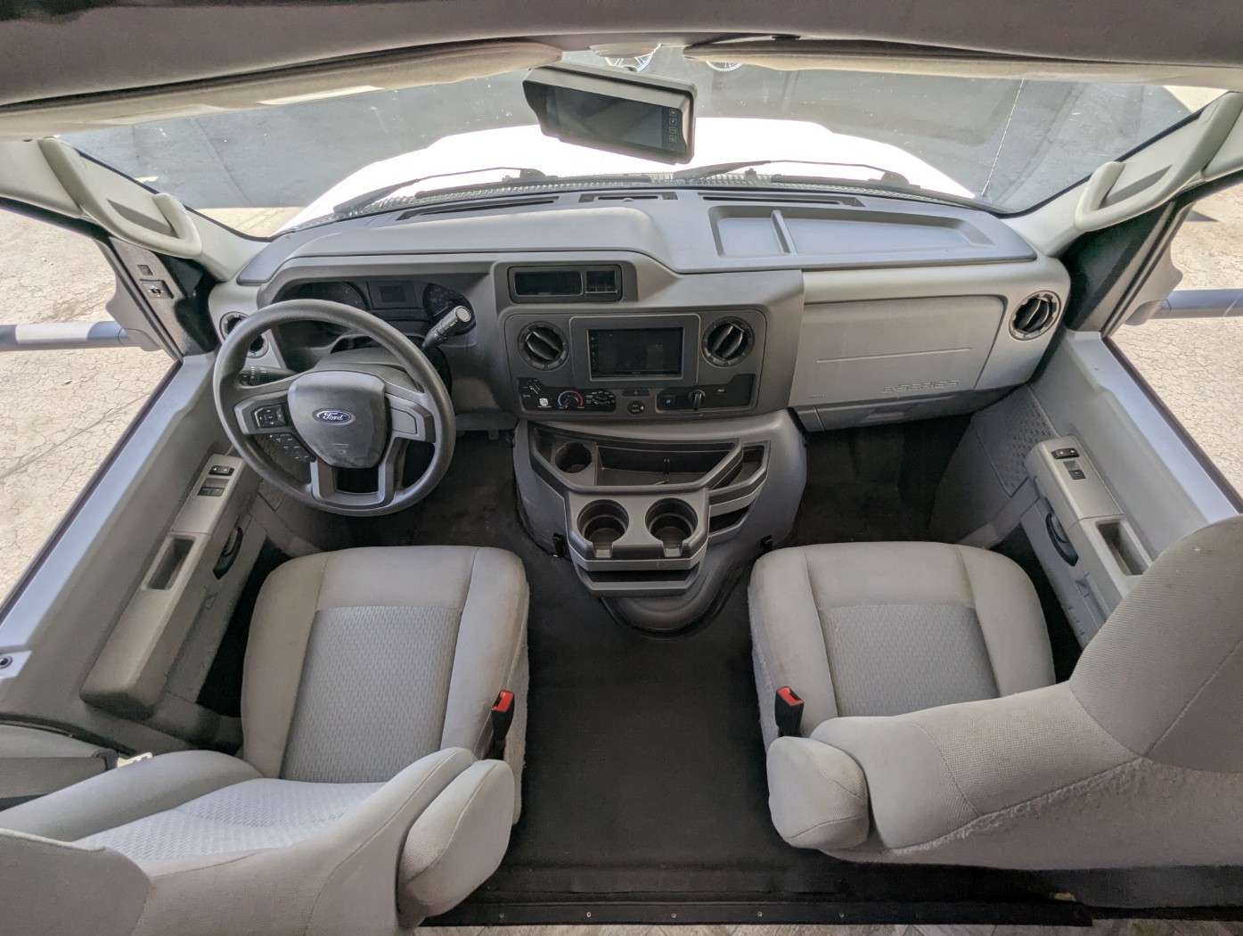 2023 Forest River Sunseeker 2850S LE - Image 8