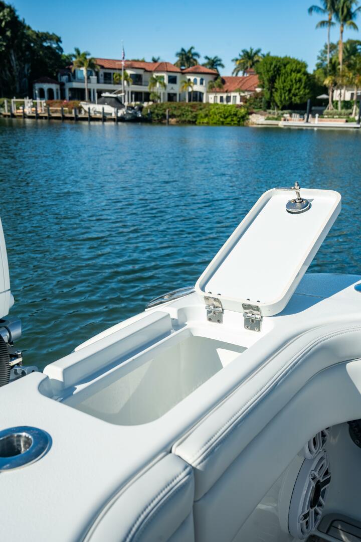 2025 Costa Custom - Image 41