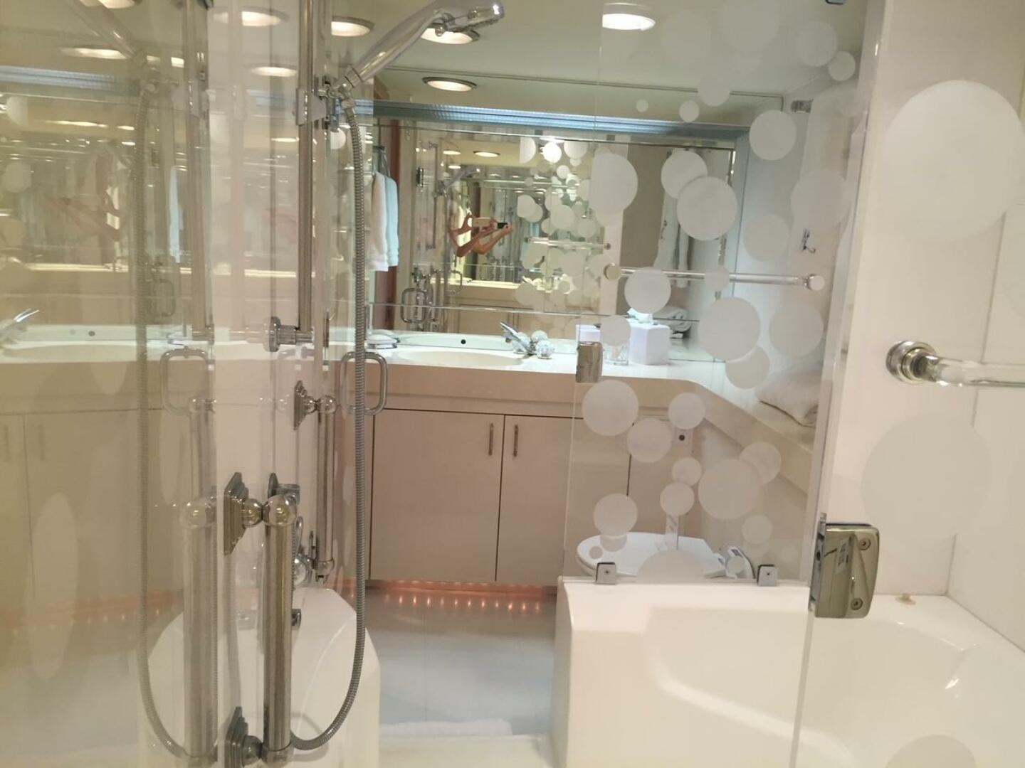 1994 Hatteras 70 Cockpit Motor Yacht - Image 51