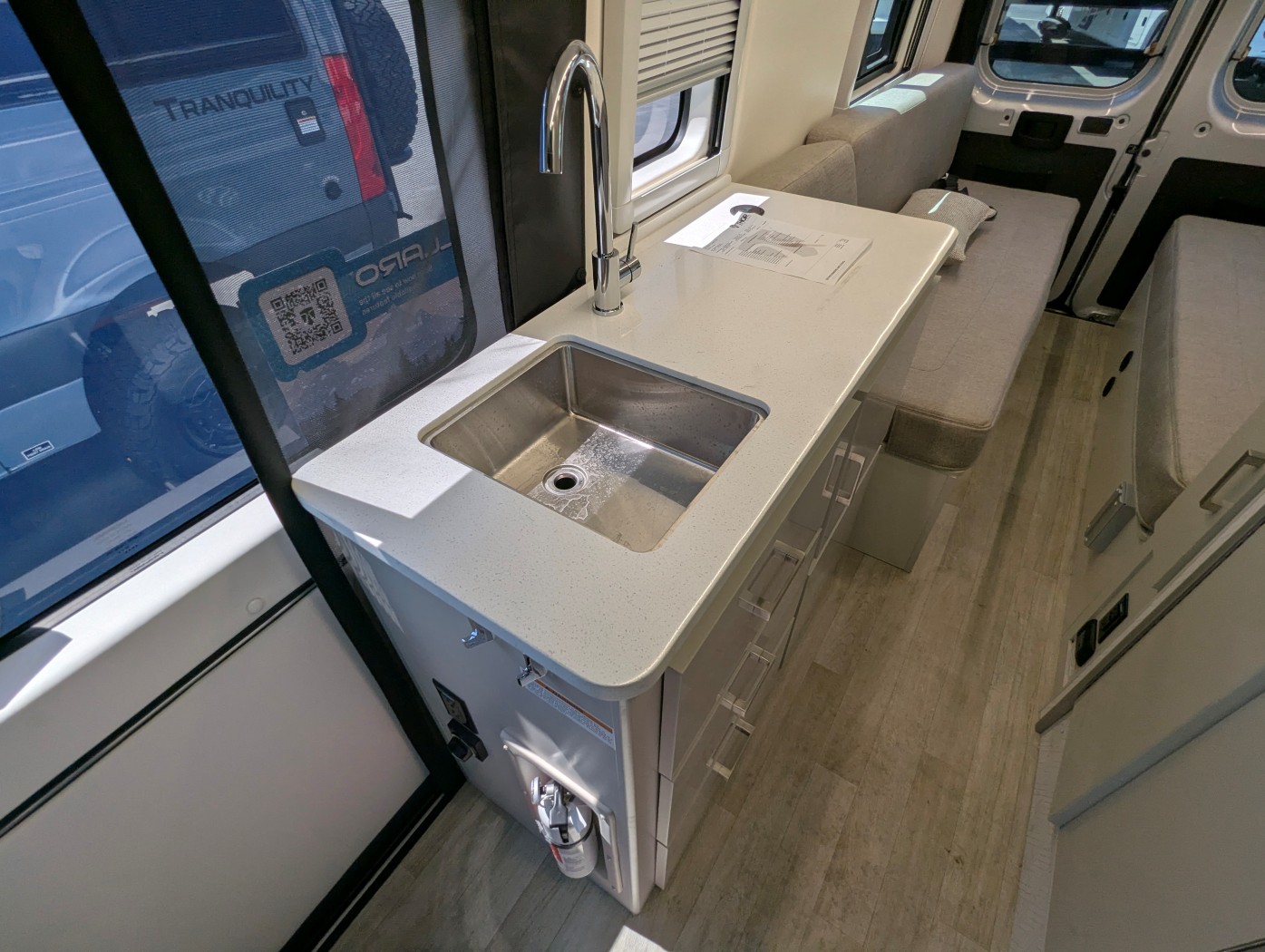 2027 Thor Motor Coach Tellaro 20U - Image 18