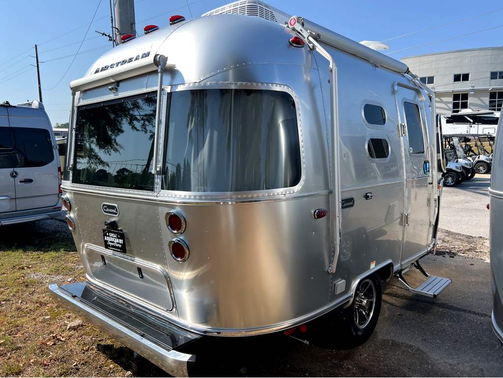 2026 AIRSTREAM CARAVEL 16RB - Image 4