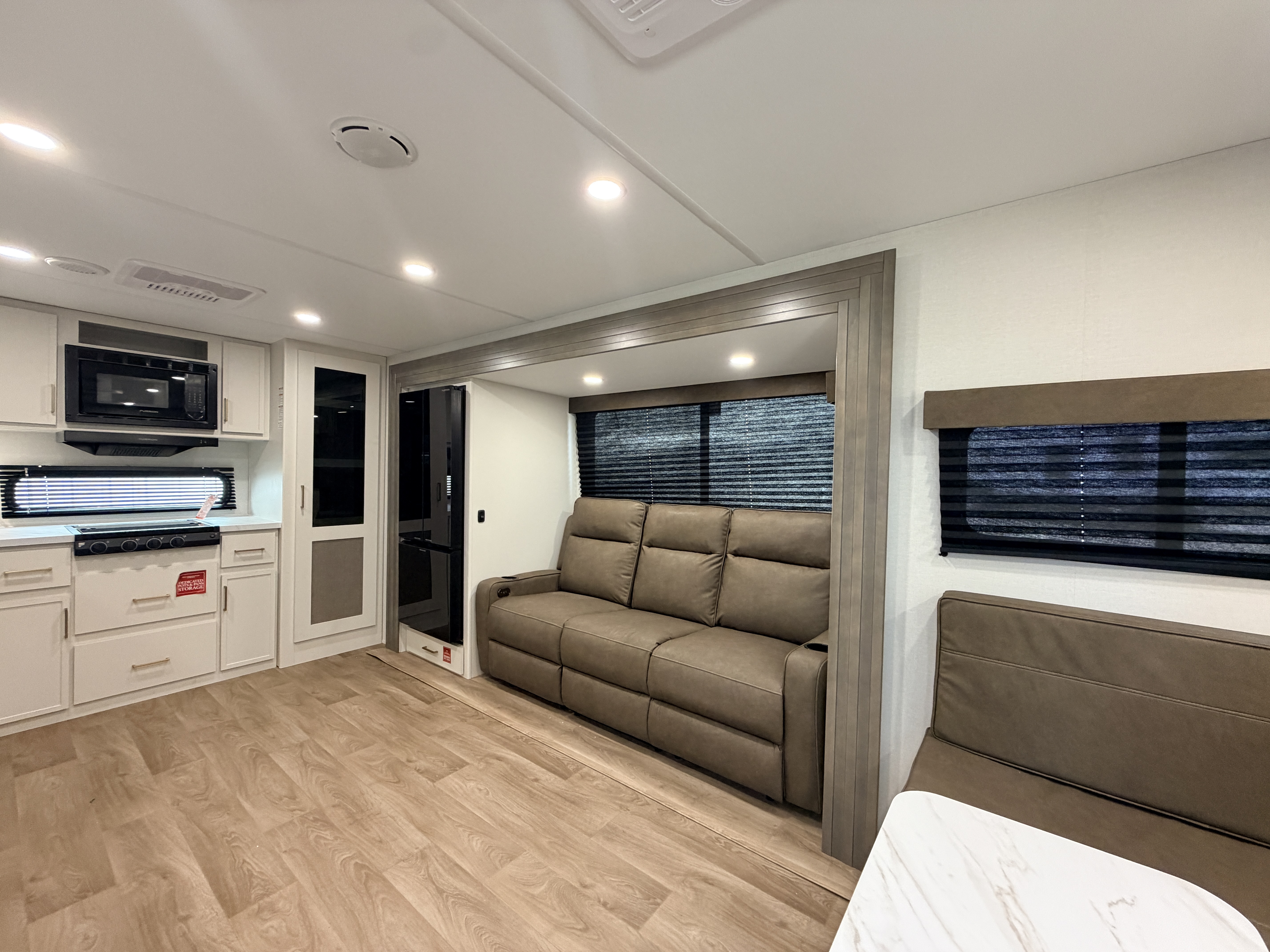 2027 Grand Design Transcend 315RKT - Image 8