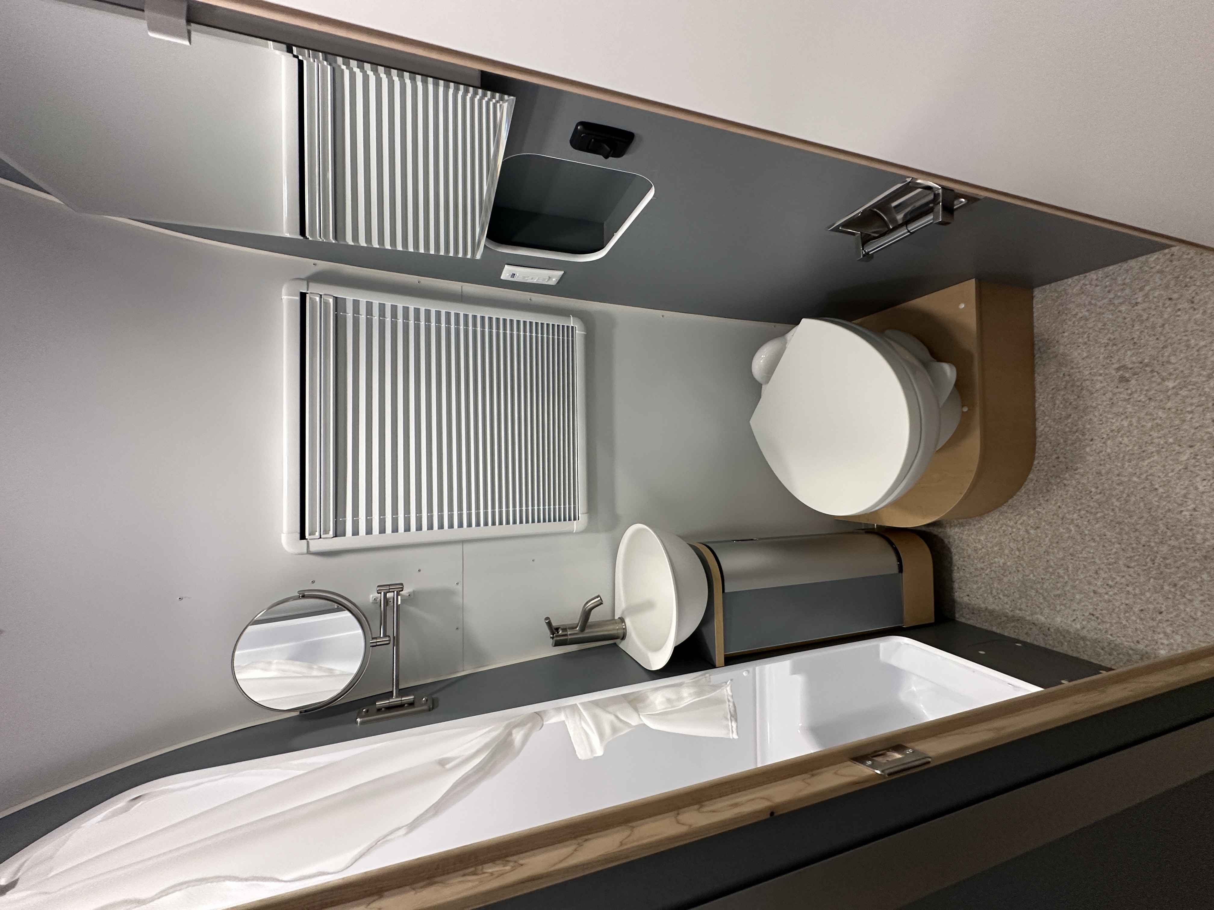 2026 Airstream World Traveler 22RB - Image 18
