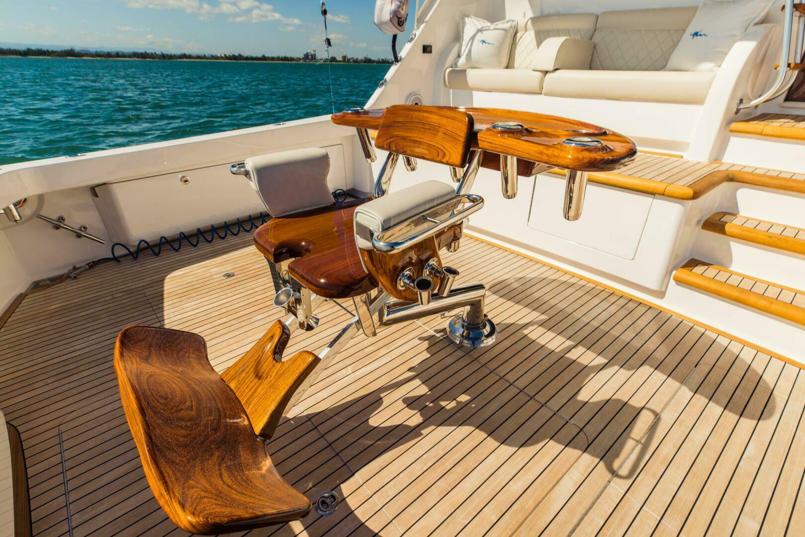 2020 Viking 72 Enclosed Bridge - Image 41