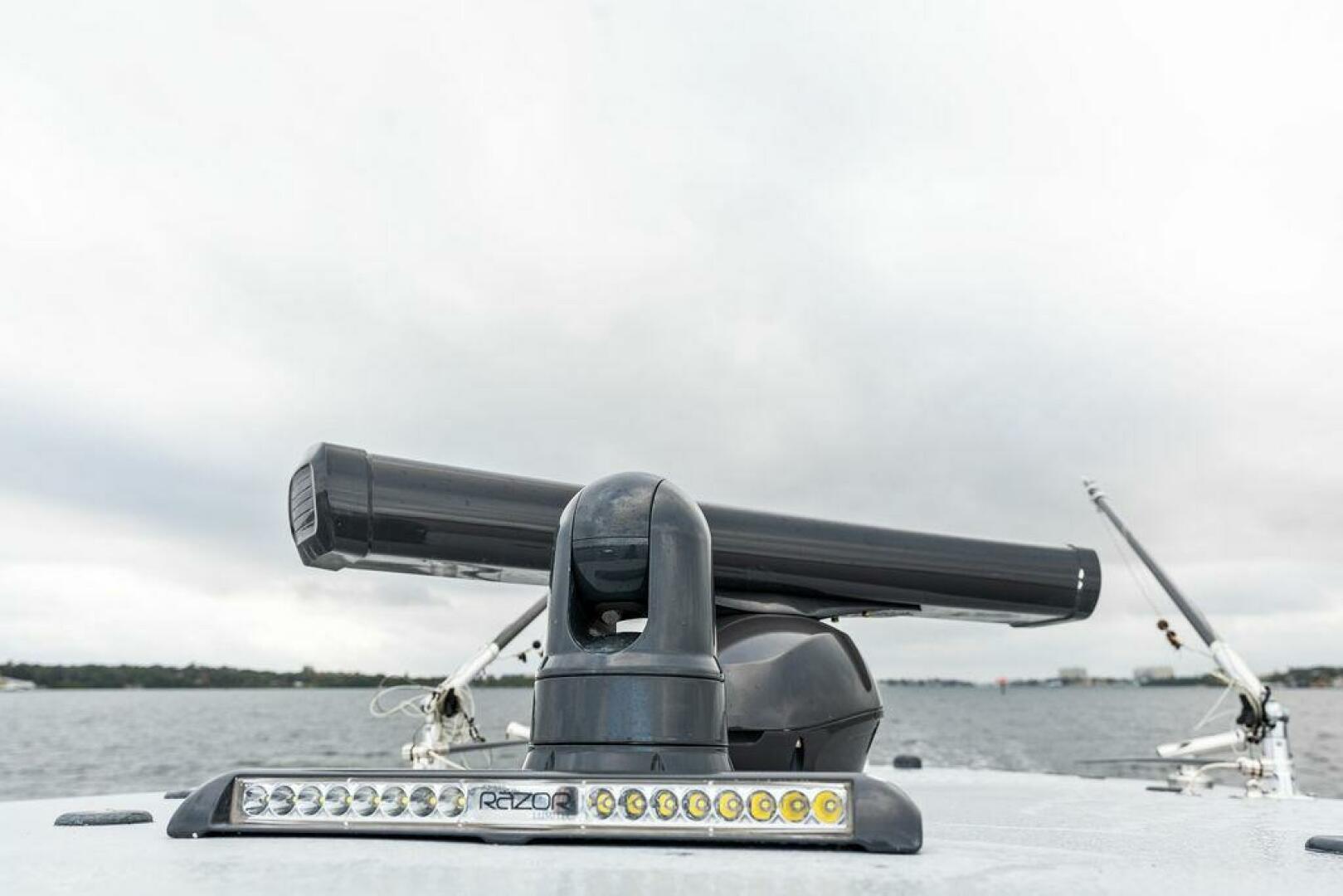 2020 Front Runner 39 CC - Image 29