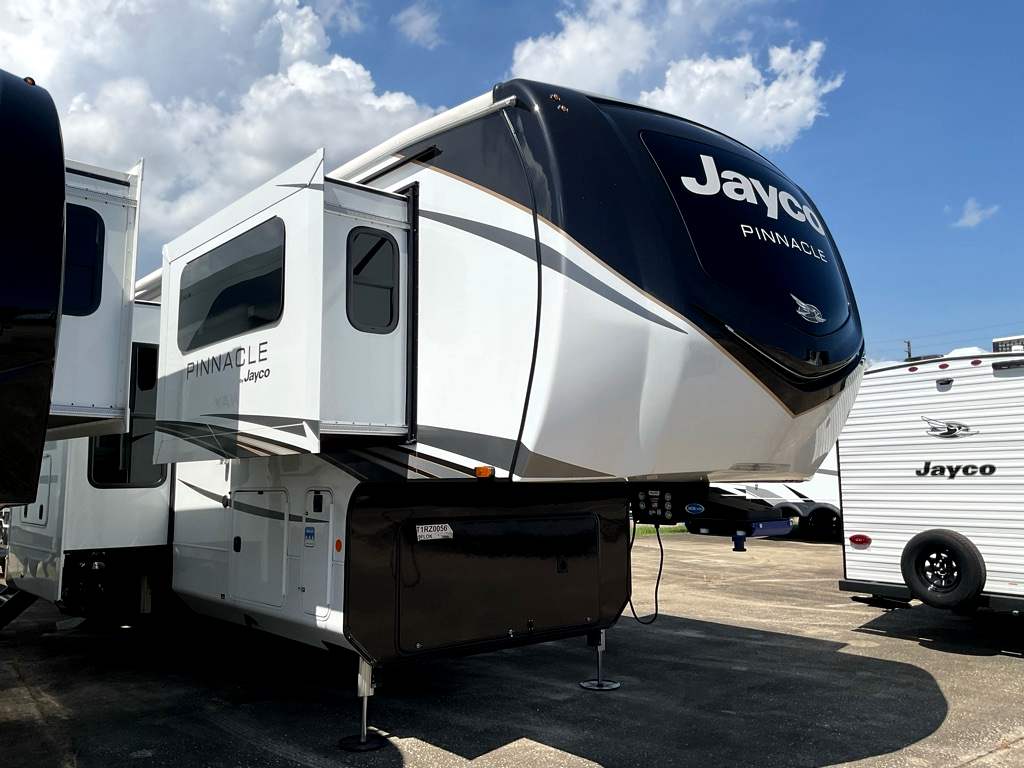 2026 JAYCO PINNACLE 39FLOK - Image 2