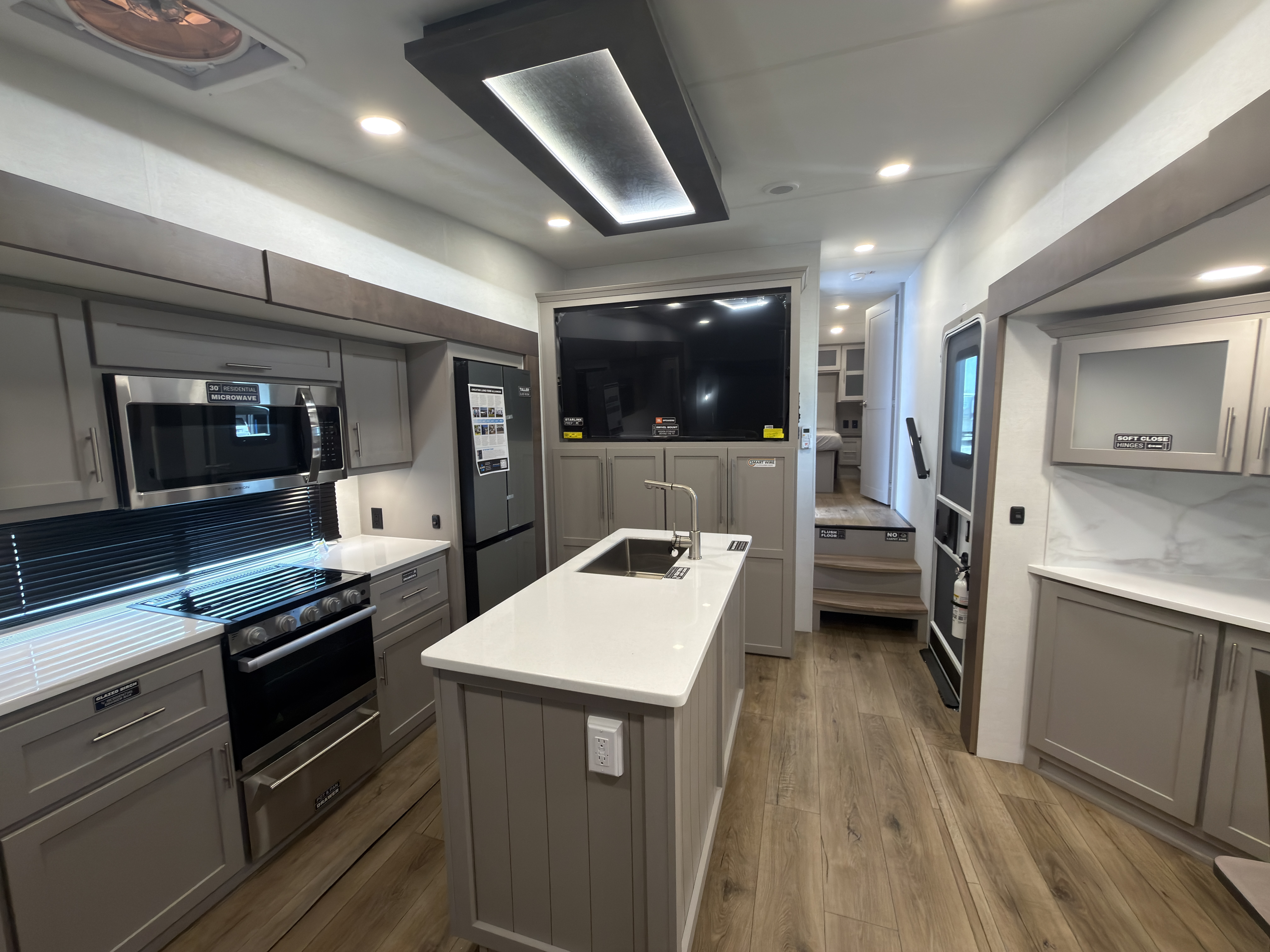 2026 Alliance RV Avenue 25RL - Image 10