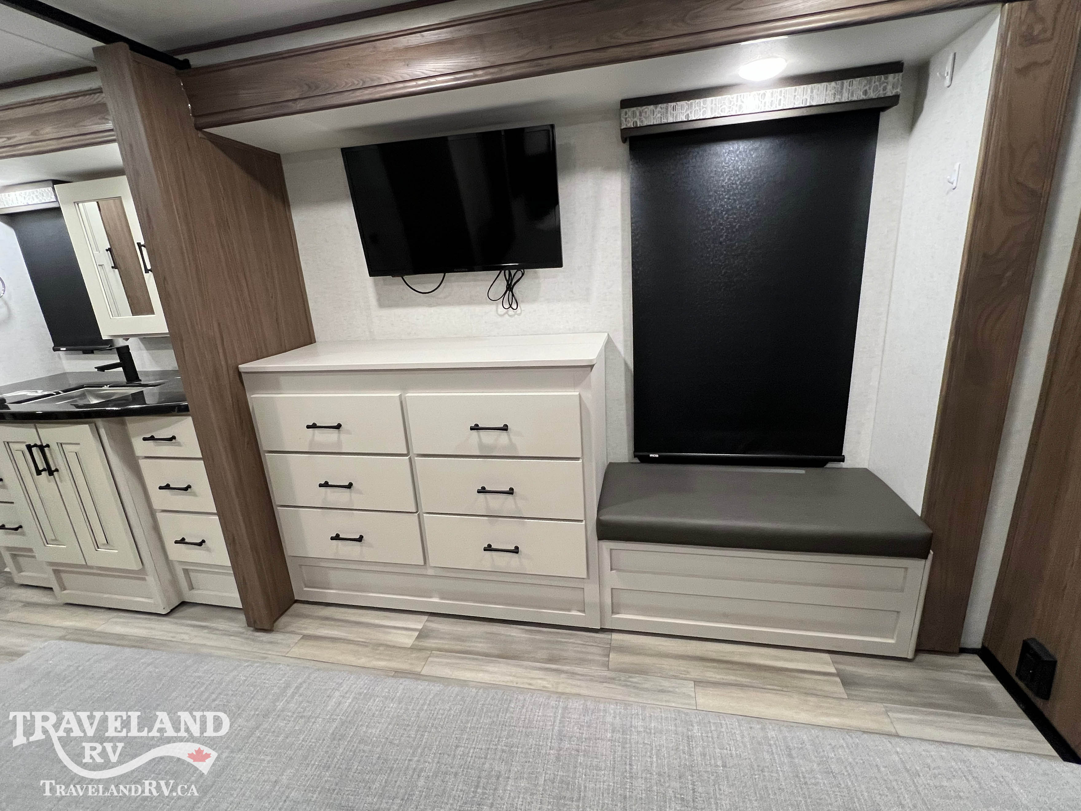 2023 Alliance RV Paradigm 382RK - Image 33