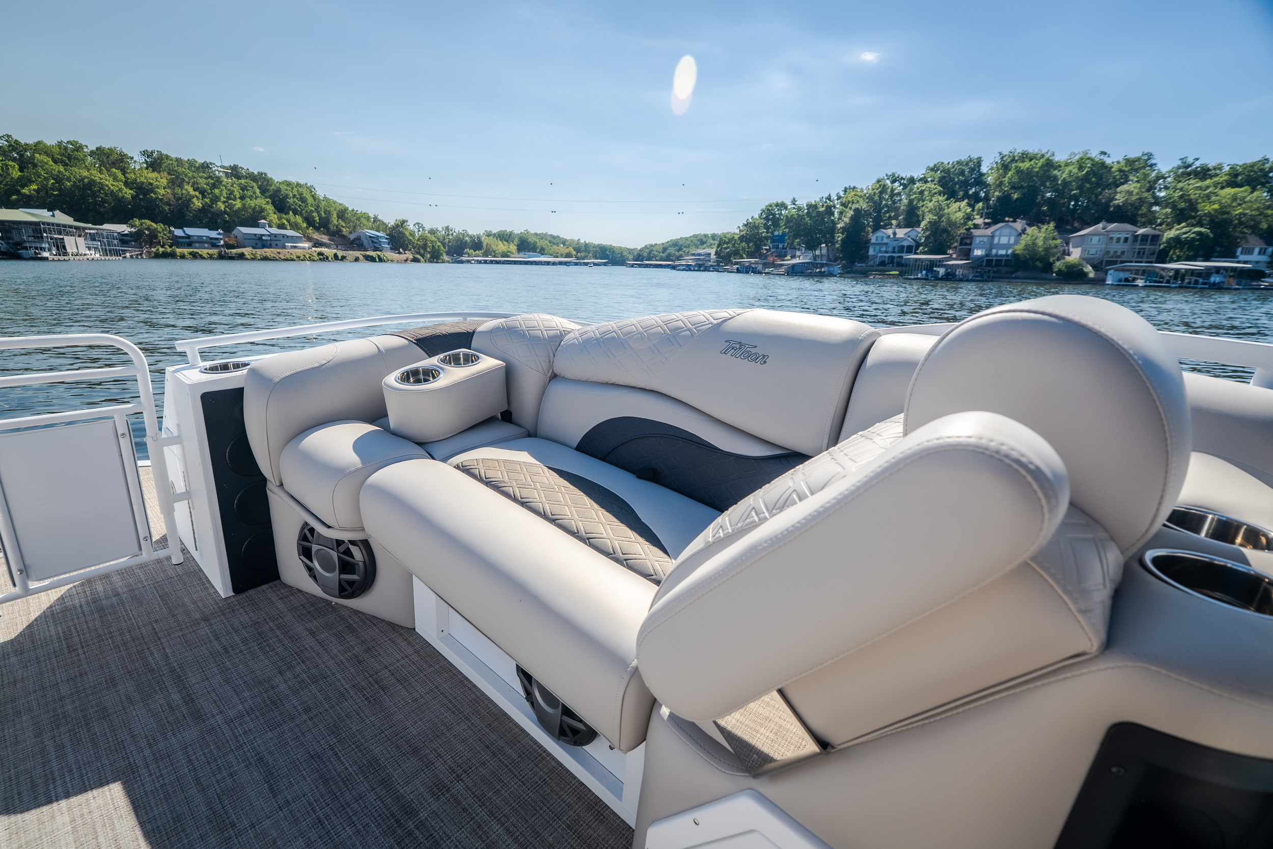 2026 JC Tritoon Sporttoon 26TT - Image 44