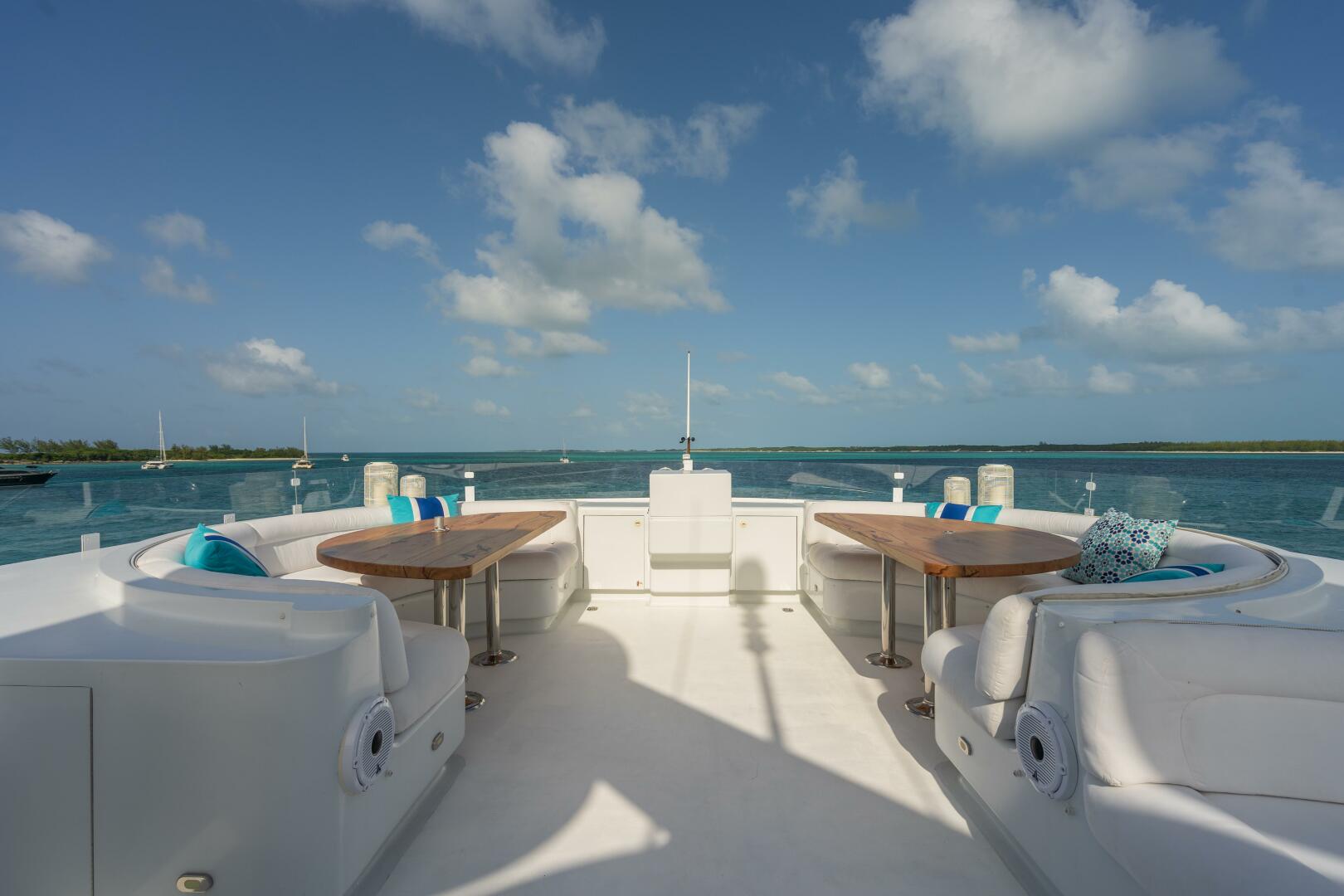 2001 Westship Skylounge - Image 52