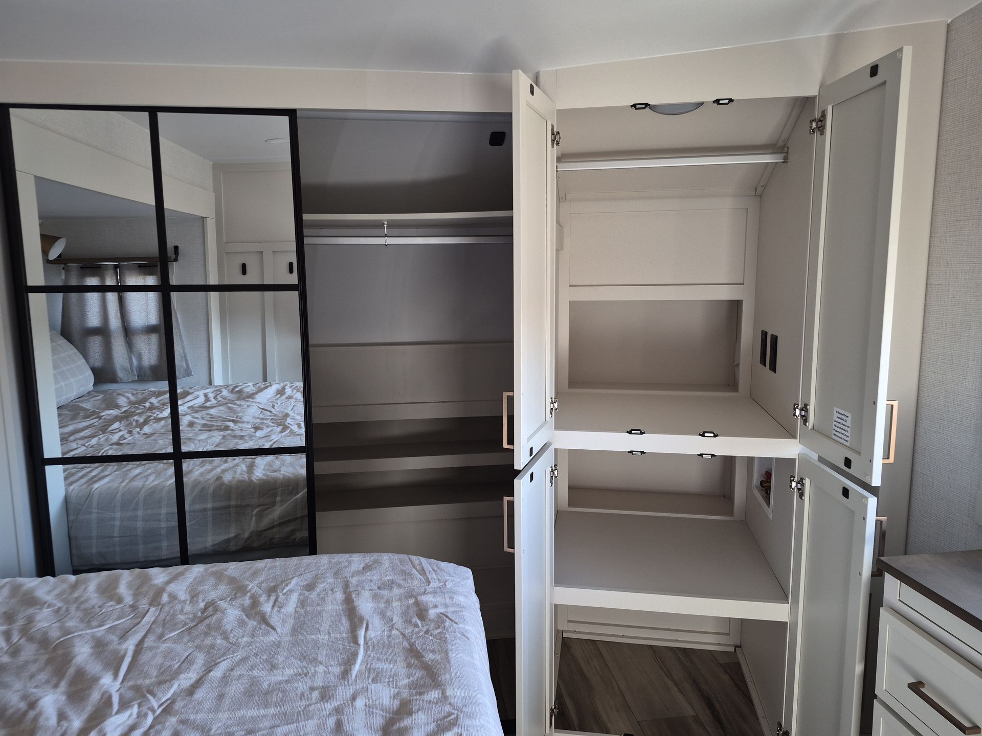 2027 Brinkley RV MODEL Z 3510 - Image 31