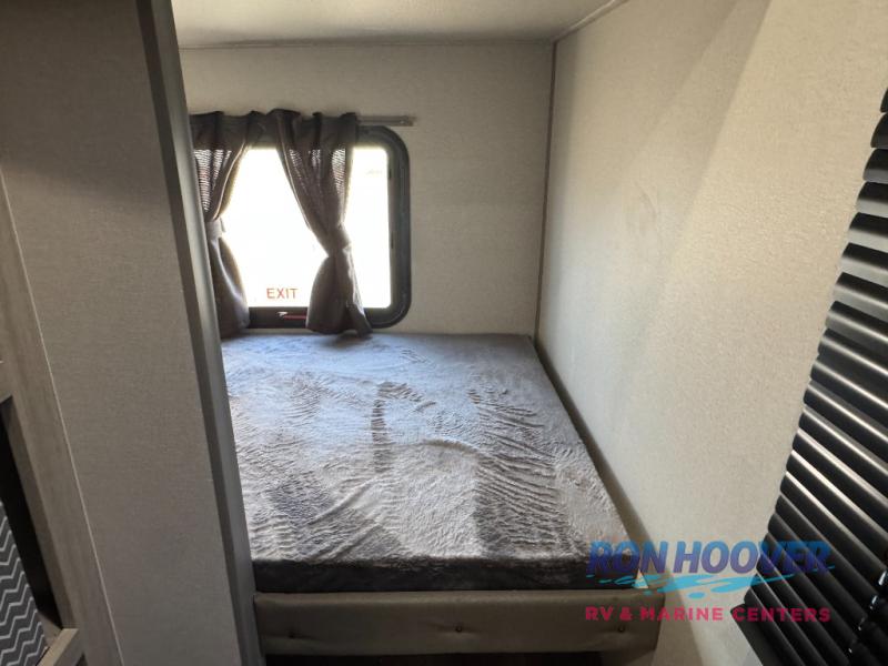 2026 COACHMEN 333DORM - Image 30