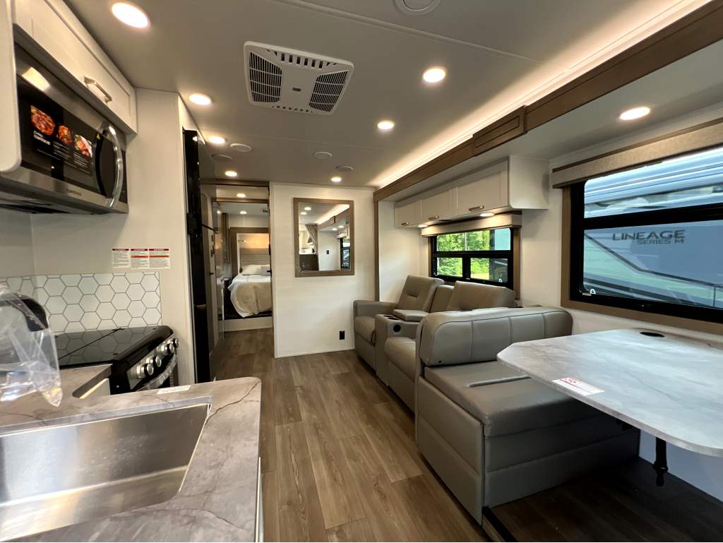 2027 JAYCO GREYHAWK 30Z - Image 5
