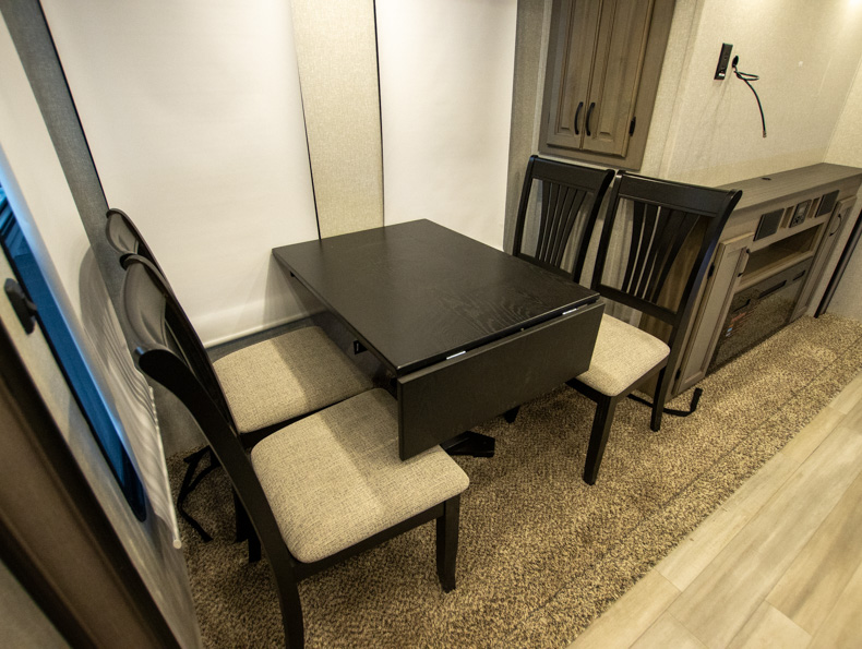 2022 Coachmen Chaparral 373MBRB - Image 6