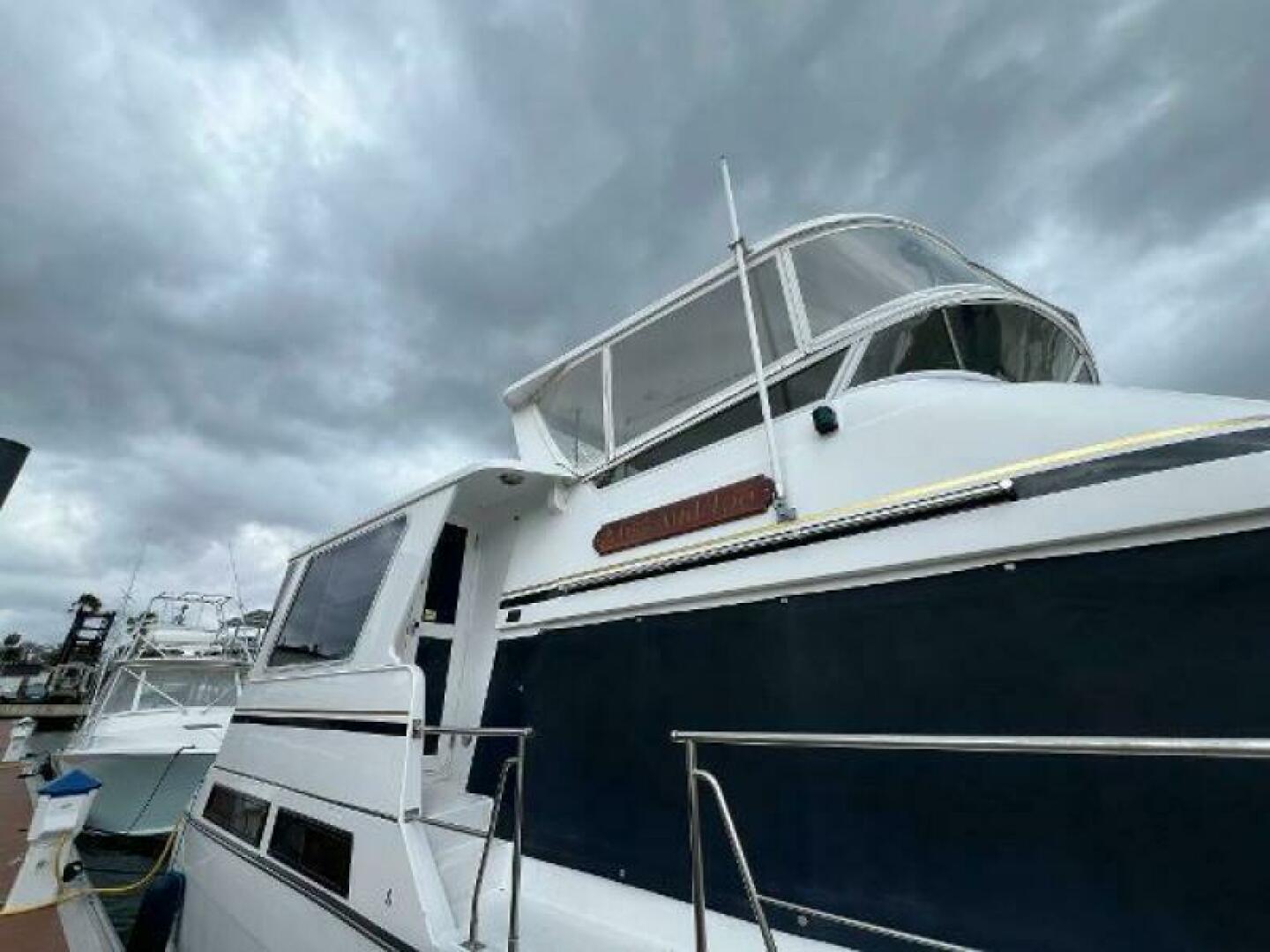 1998 Hyatt 51 Aft Cabin MY - Image 14
