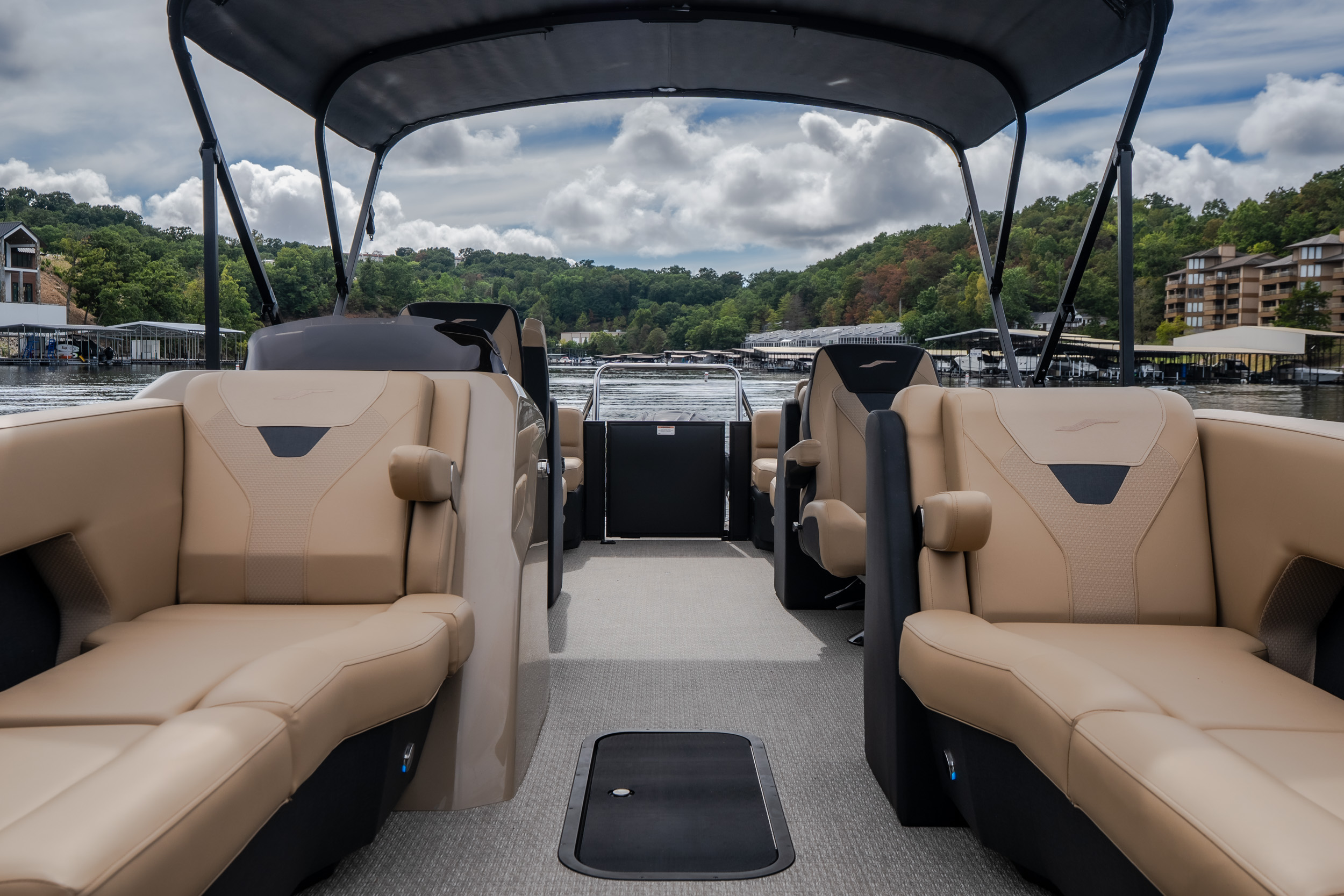 2026 Evotti 525 Quad Lounge - Image 13
