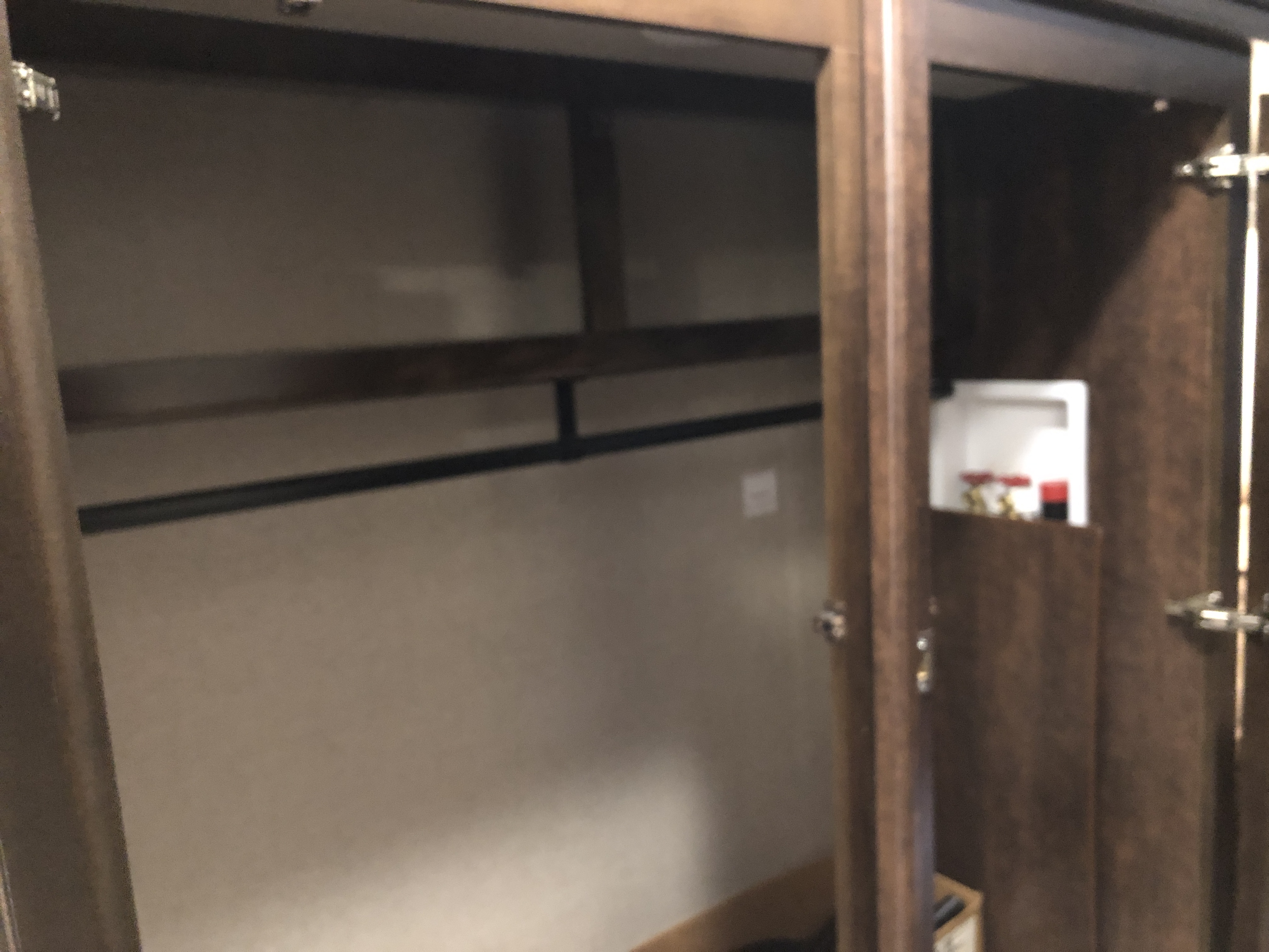 2017 REDWOOD RV 3821RL - Image 40
