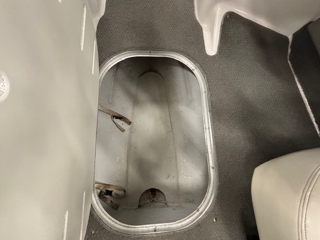 2000 FOURWINNS HORIZON 180 - Image 15