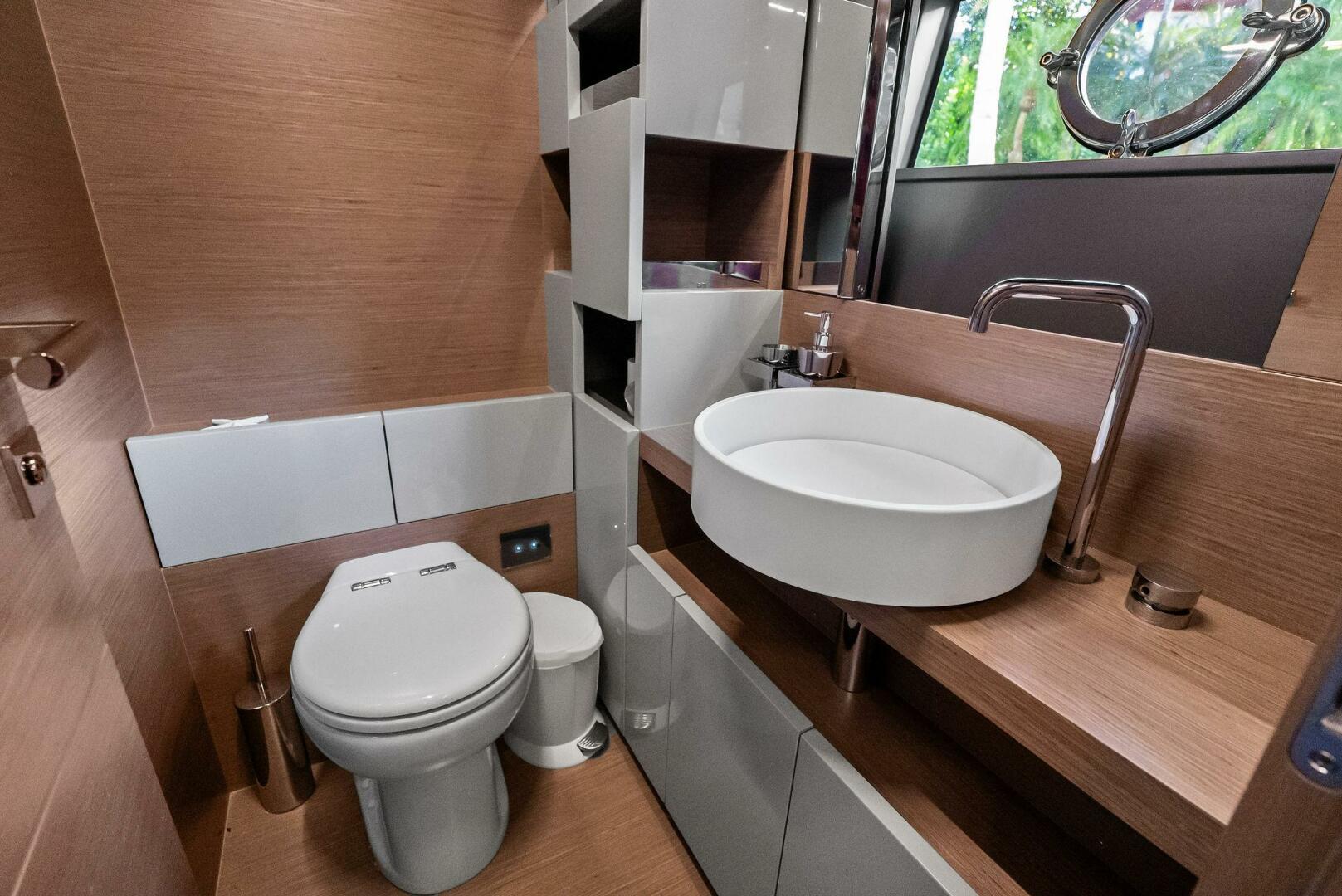 2019 Ferretti Yachts Ferretti Yachts Ferretti 780 Base - Image 49