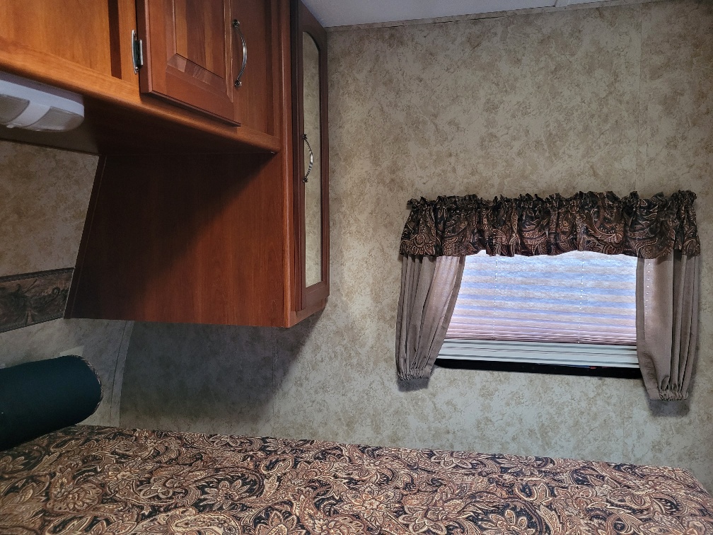 2012 Keystone Cougar XLite 30RKSWE - Image 18