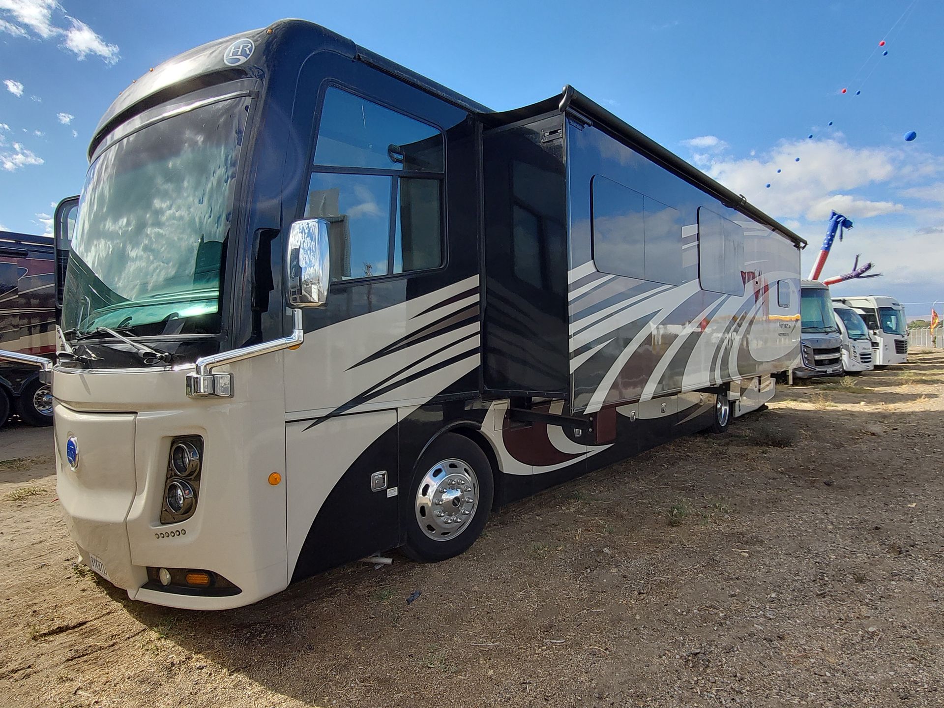 2017 Holiday Rambler Endeavor XE 38K - Image 4