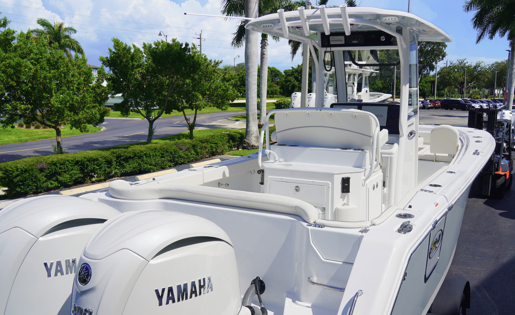 2027 SEA HUNT ULTRA 265SE - Image 11