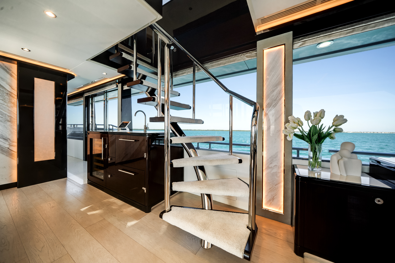 2022 Ocean Alexander 37L - Image 28
