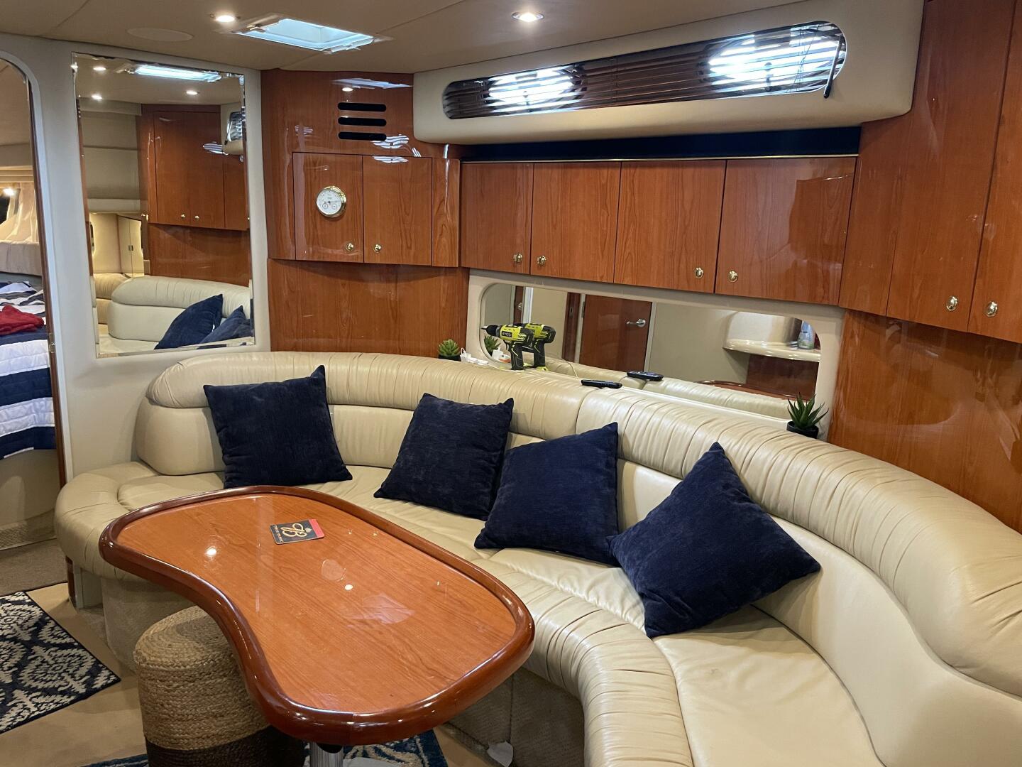 2001 Sea Ray 380 Sundancer - Image 20