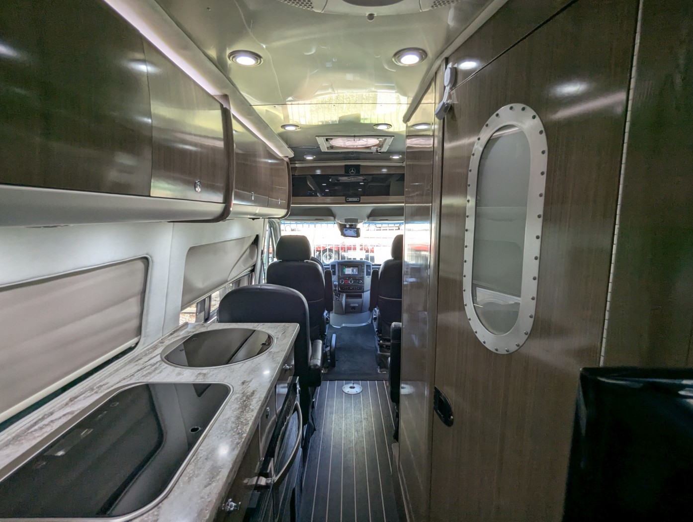 2017 Airstream Interstate Grand Tour EXT - Image 26