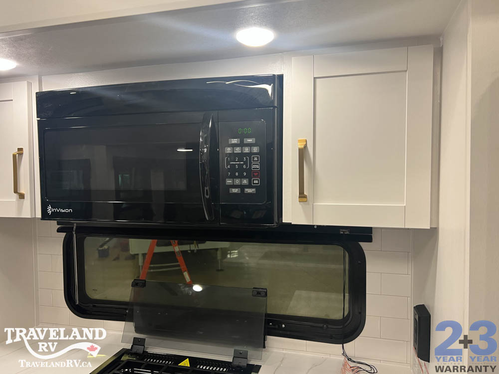 2027 Jayco Eagle 355MBQS - Image 13