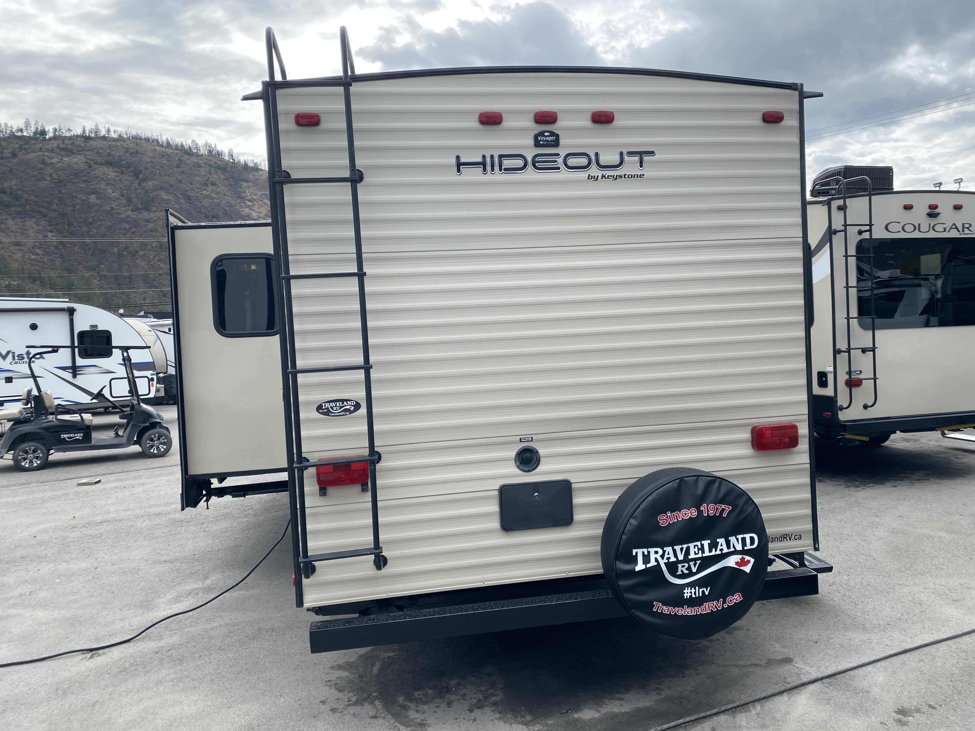2019 KEYSTONE HIDEOUT 29BHS - Image 6