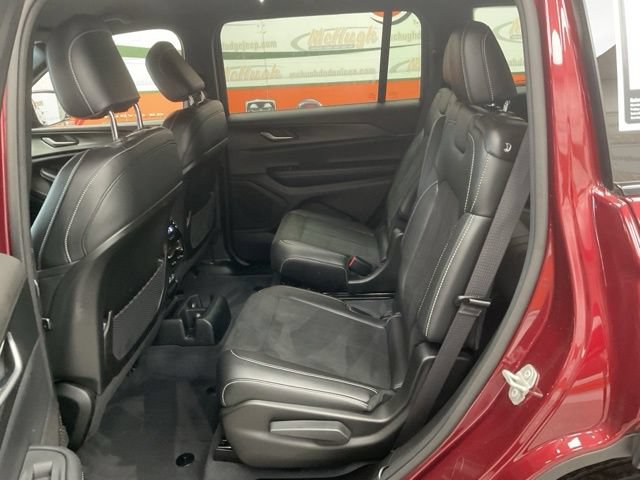 2023 Jeep Grand Cherokee L Utility 4D Altitude 4WD - Image 28