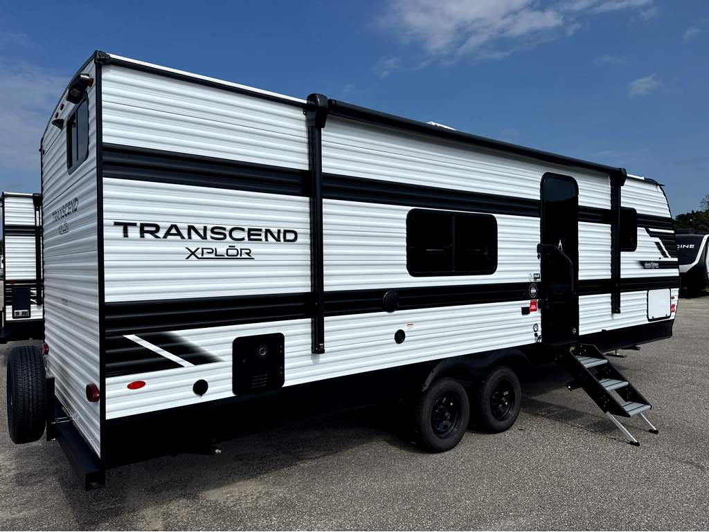 2027 GRAND DESIGN TRANSCEND 24BHX - Image 7