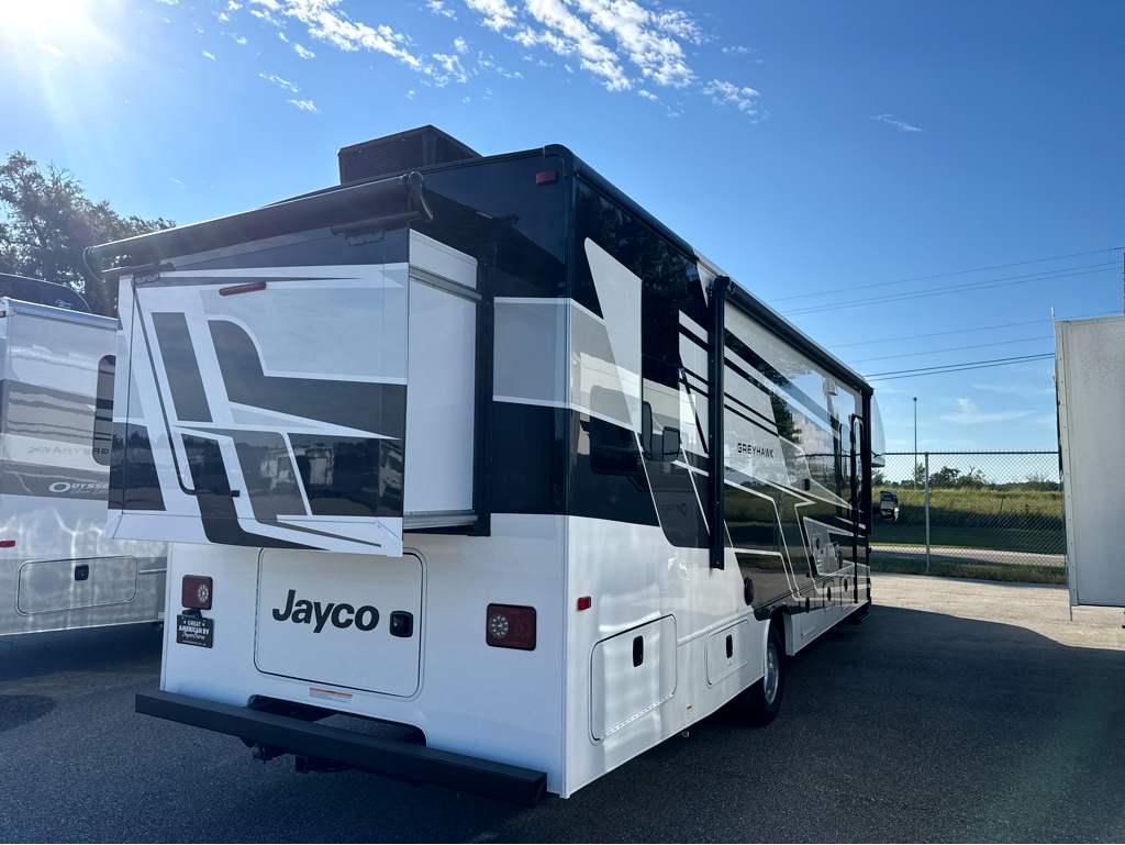 2027 JAYCO GREYHAWK 30Z - Image 7