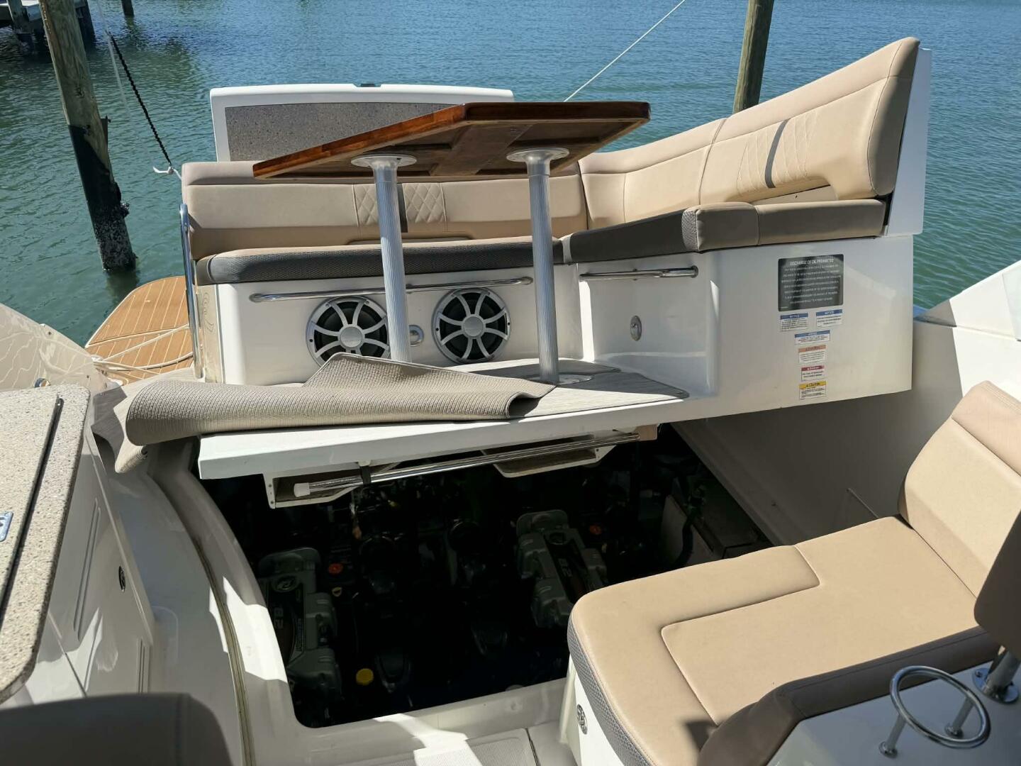 2016 Sea Ray 350 Sundancer - Image 51