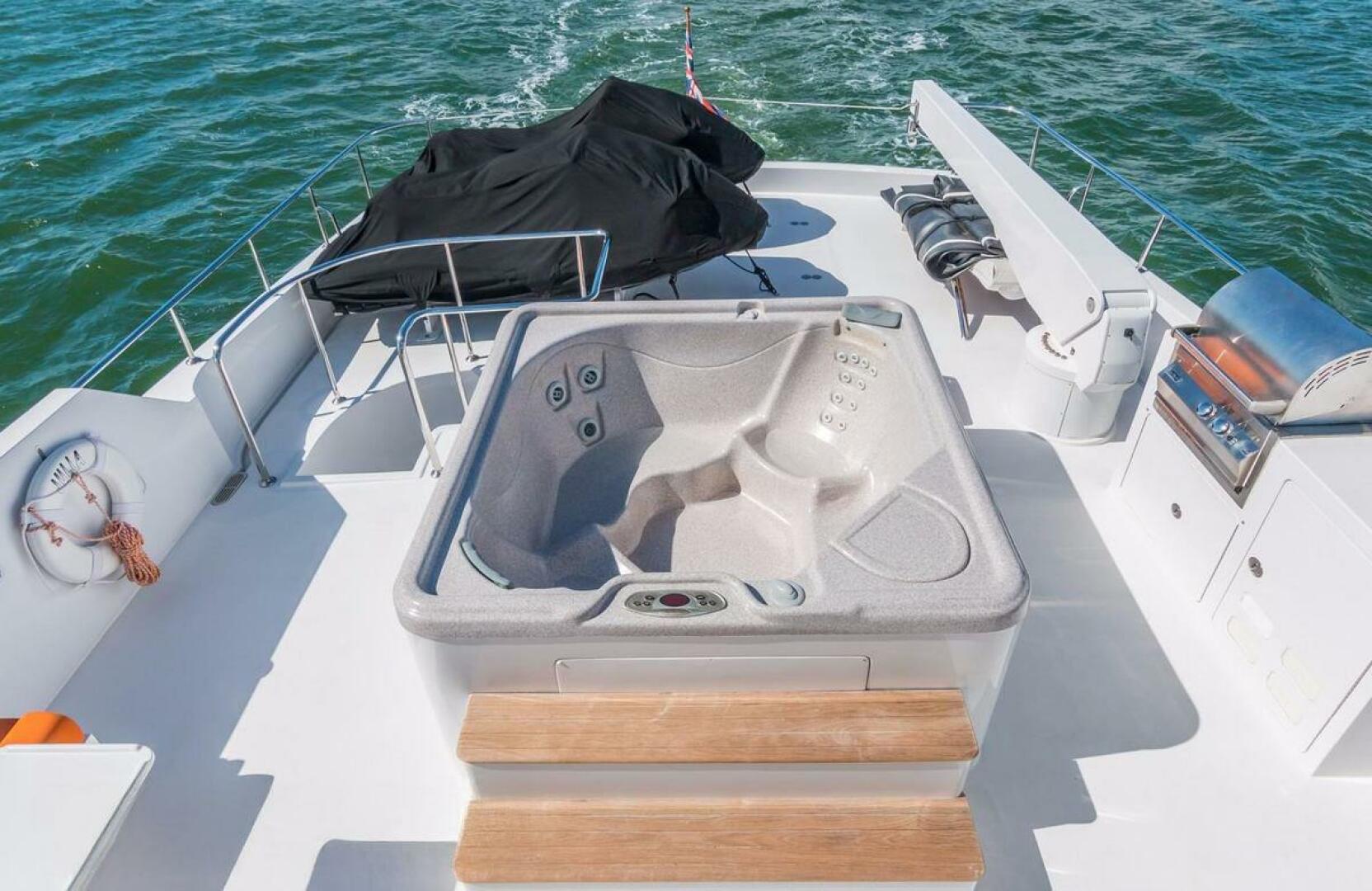 2008 Ocean Alexander 100 Skylounge Megayacht - Image 27