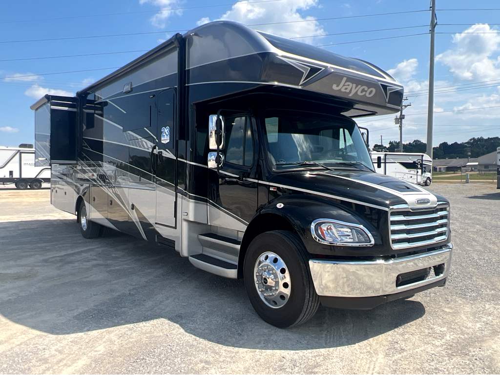 2026 JAYCO SENECA 37K - Image 1