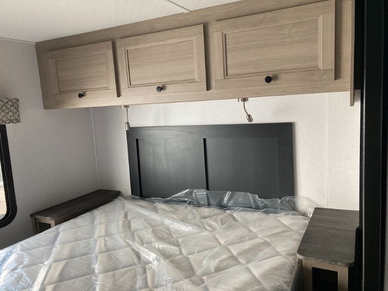 2026 Forest River Sunseeker LE 3250SLEF - Image 33