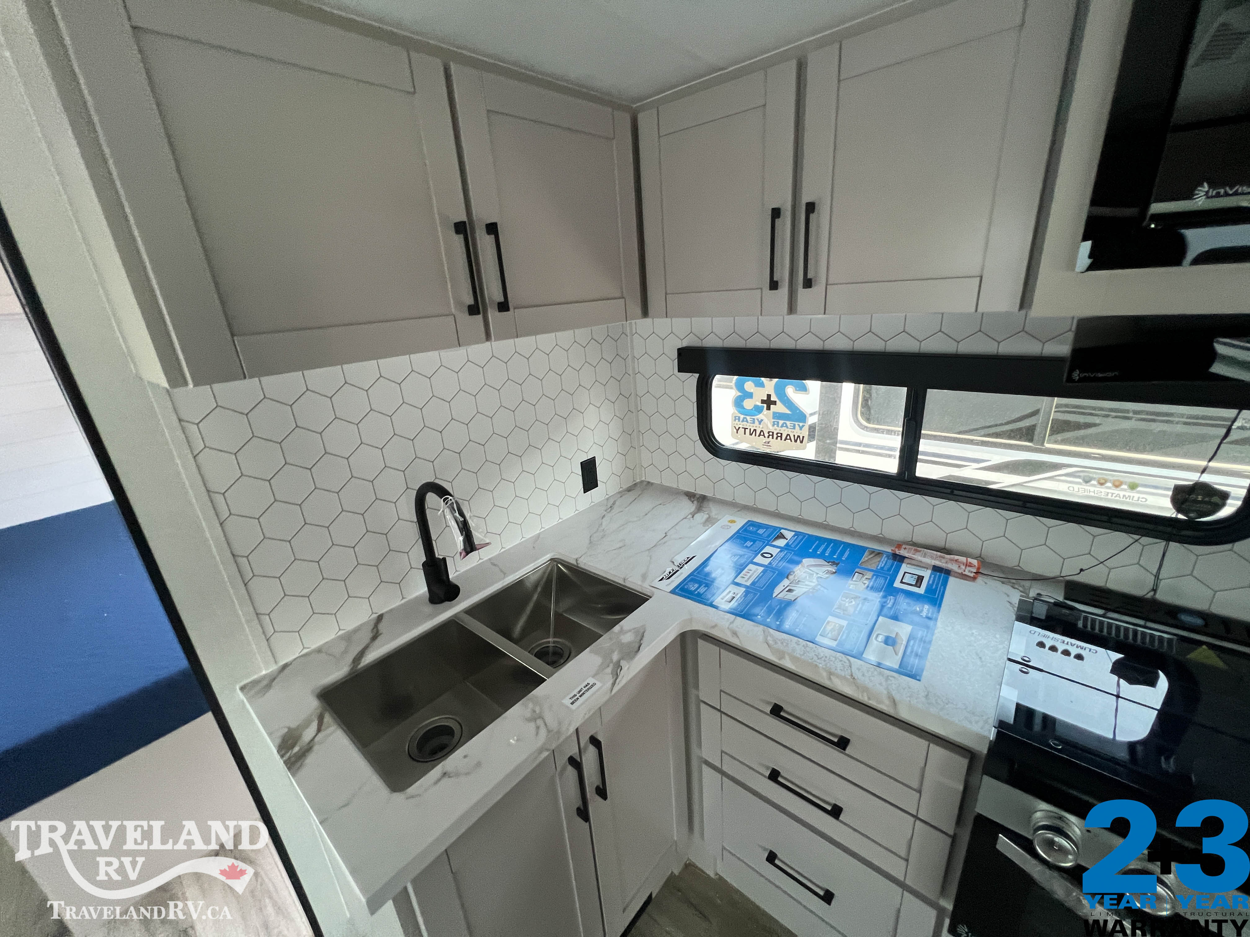 2026 Jayco Jay Feather 27BH - Image 22