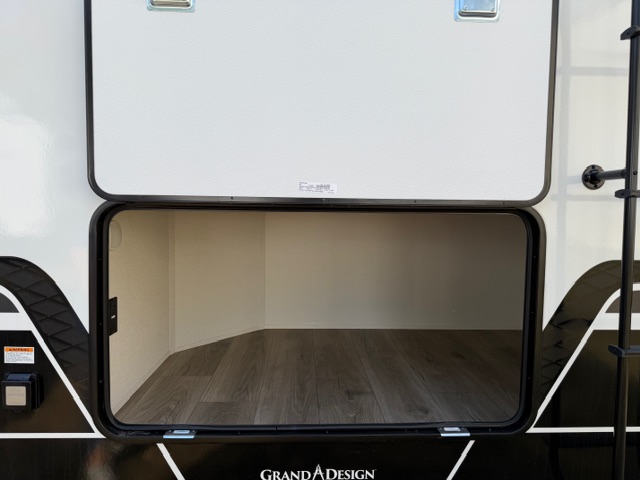 2026 Grand Design Reflection 100 Series 27BH - Image 8