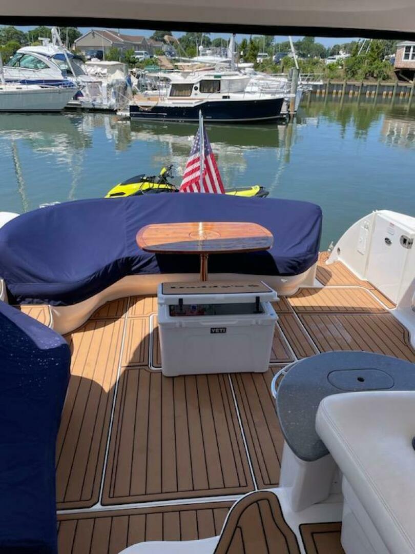 2006 Sea Ray 52 Sundancer - Image 8