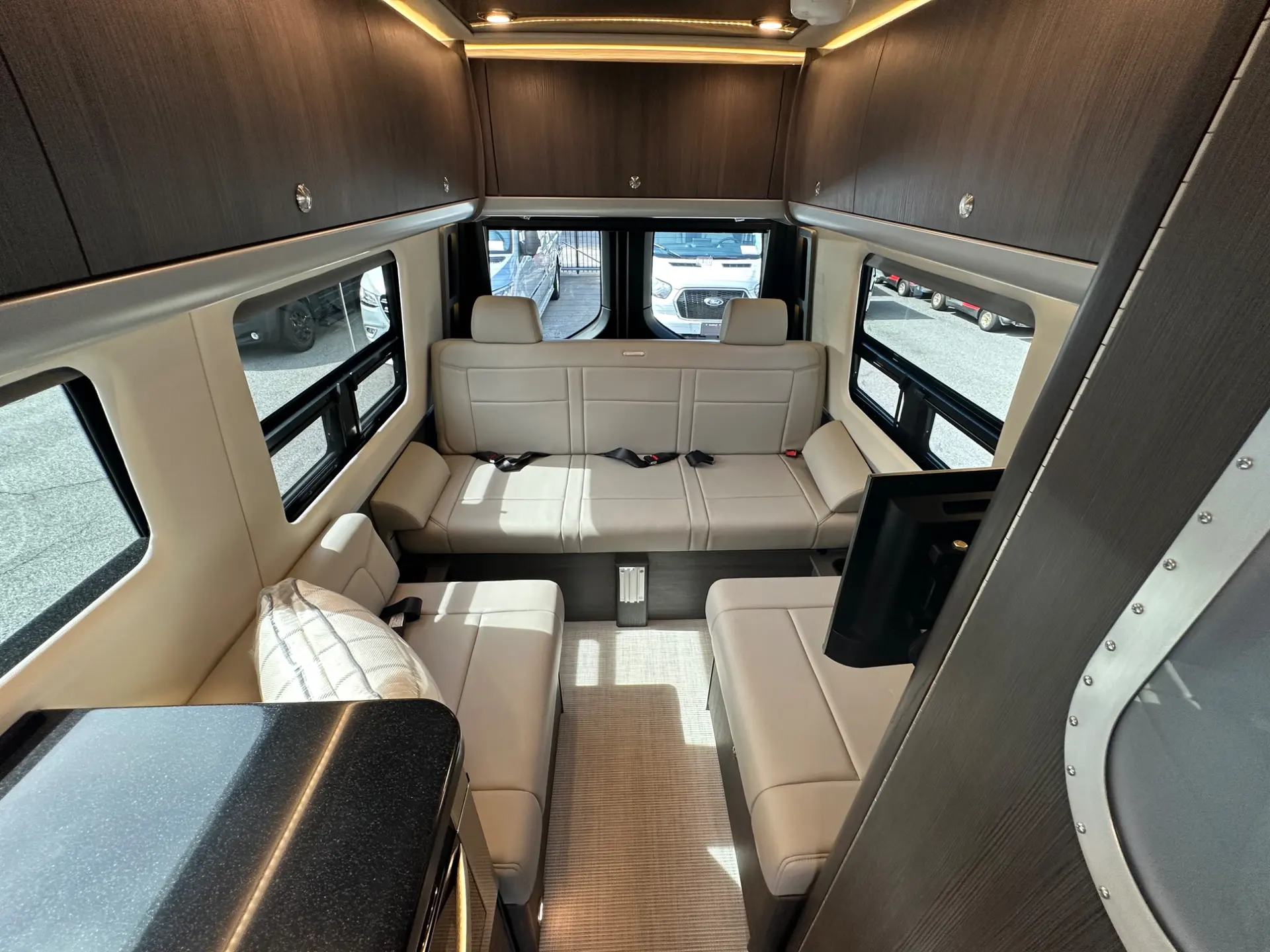 2026 Airstream Interstate 24GT - Image 30
